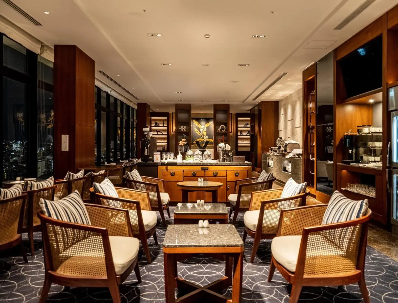 Lounge or bar in Hyatt Regency Naha, Okinawa Lounge or bar in Hyatt Regency Naha, Okinawa