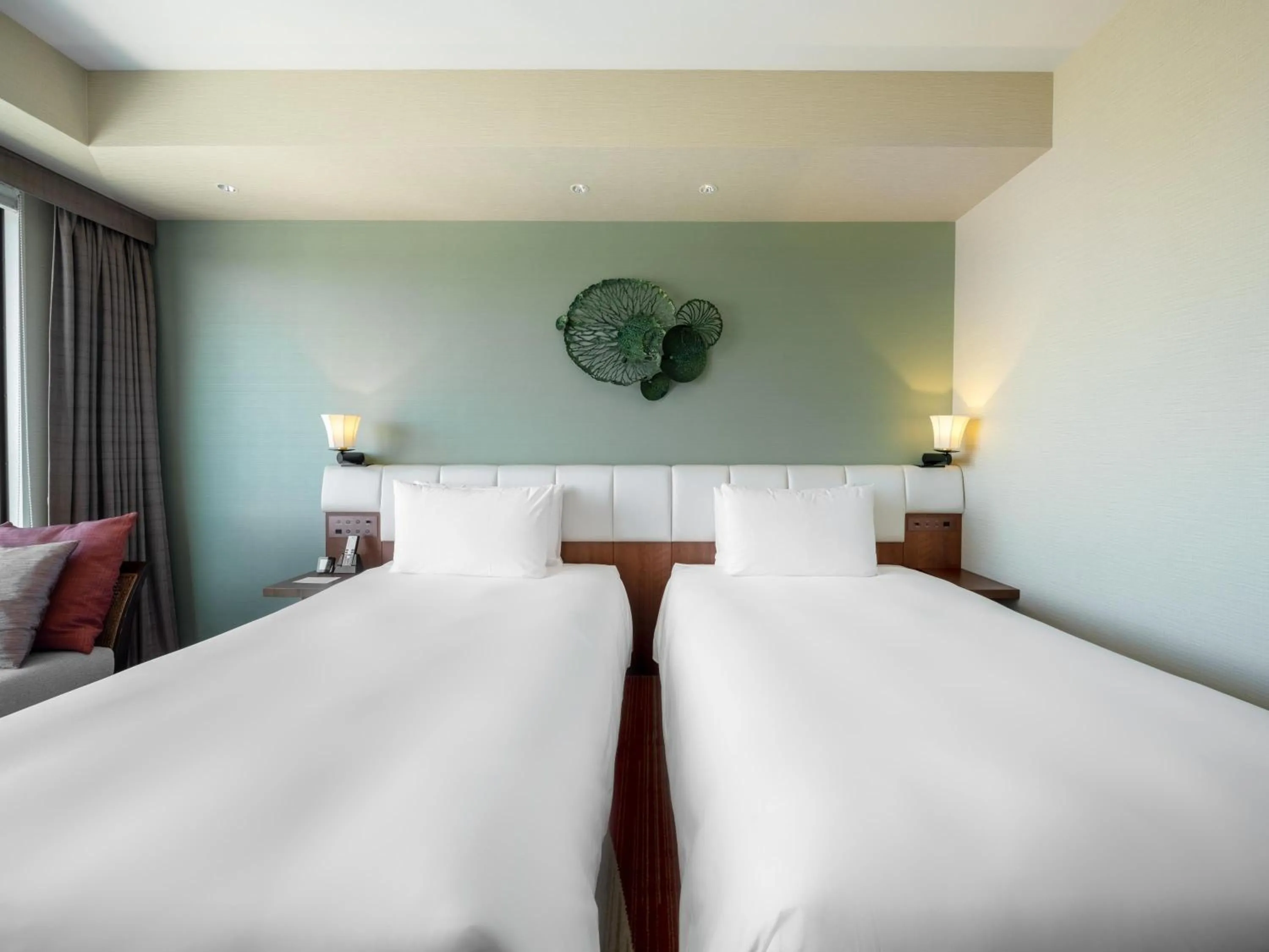 Bedroom, Bed in Hyatt Regency Naha, Okinawa