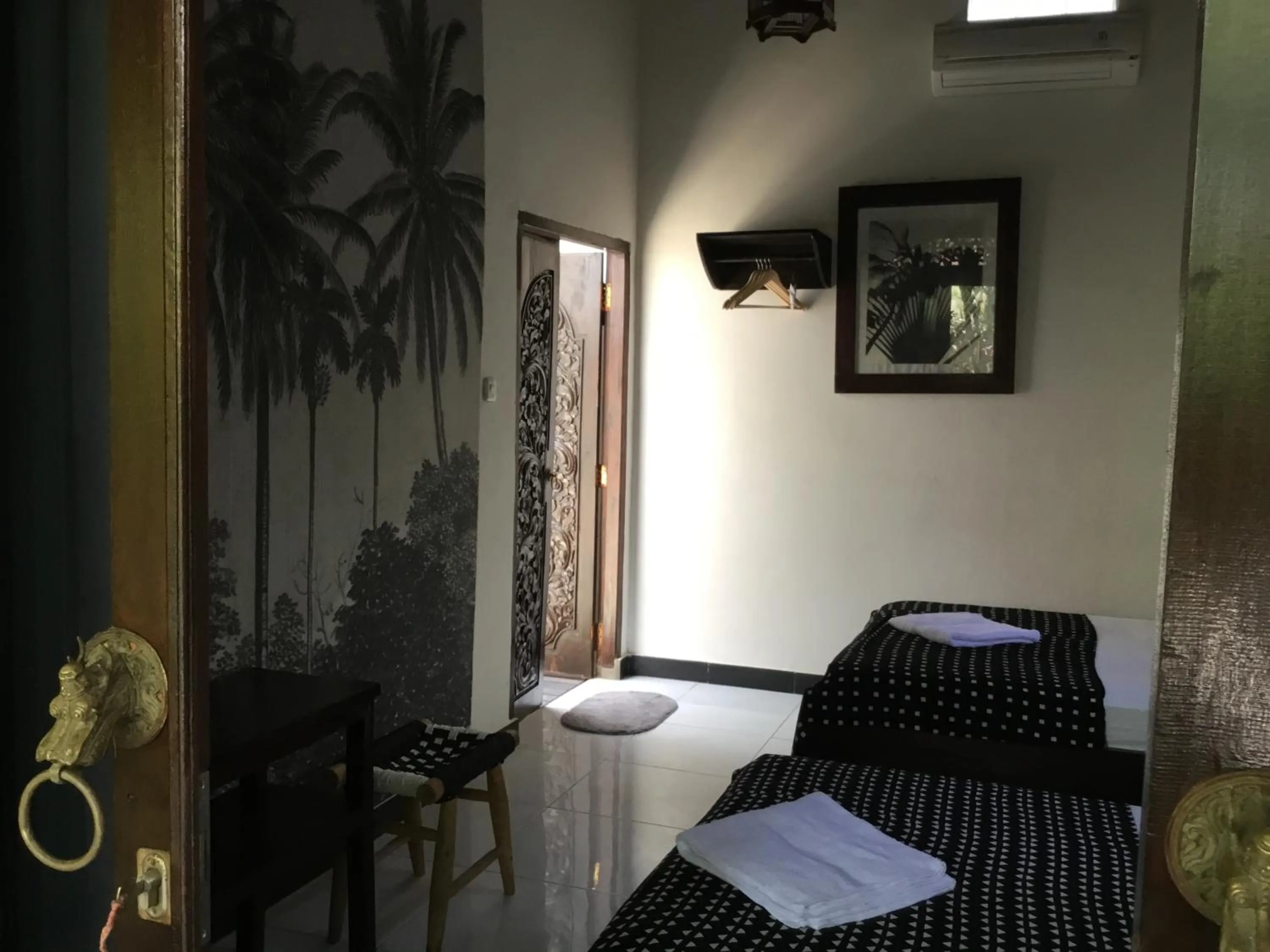 Decorative detail, Bed in Gili Nyepi