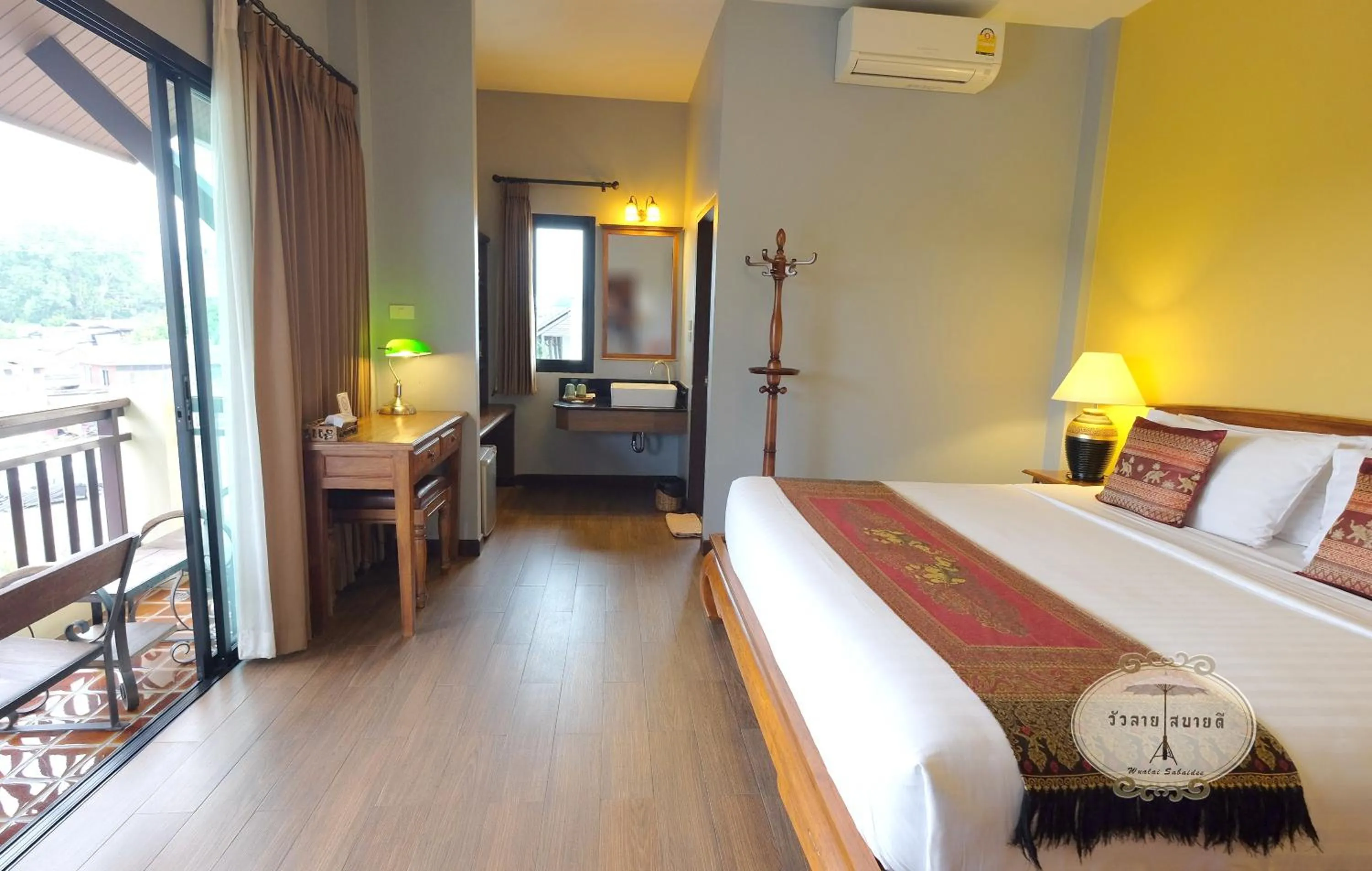 Photo of the whole room, Bed in Wualai Sabaidee