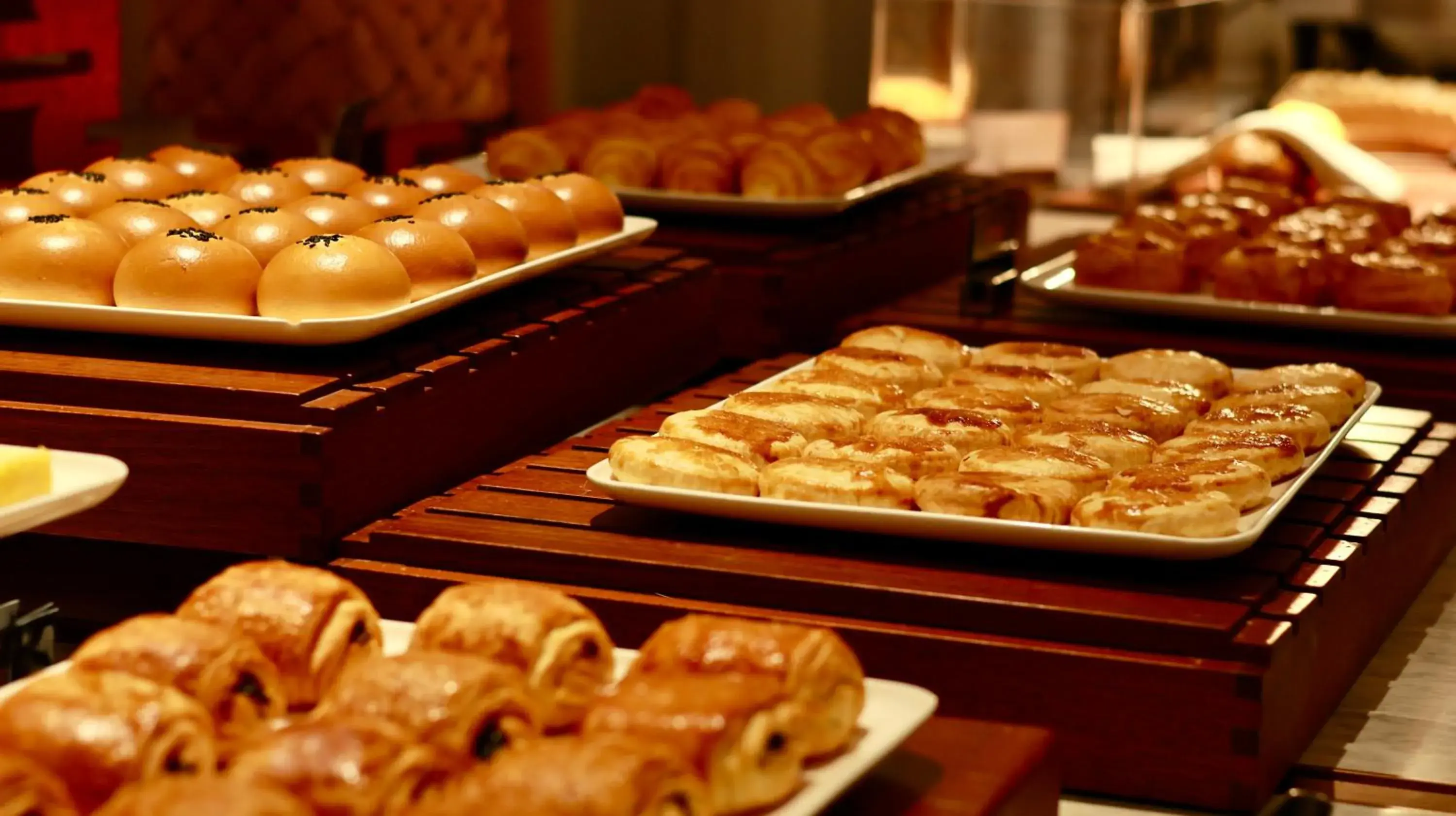 Buffet breakfast in Shanghai Hongqiao Yankuang Tulip Hotel Buffet breakfast in Shanghai Hongqiao Yankuang Tulip Hotel