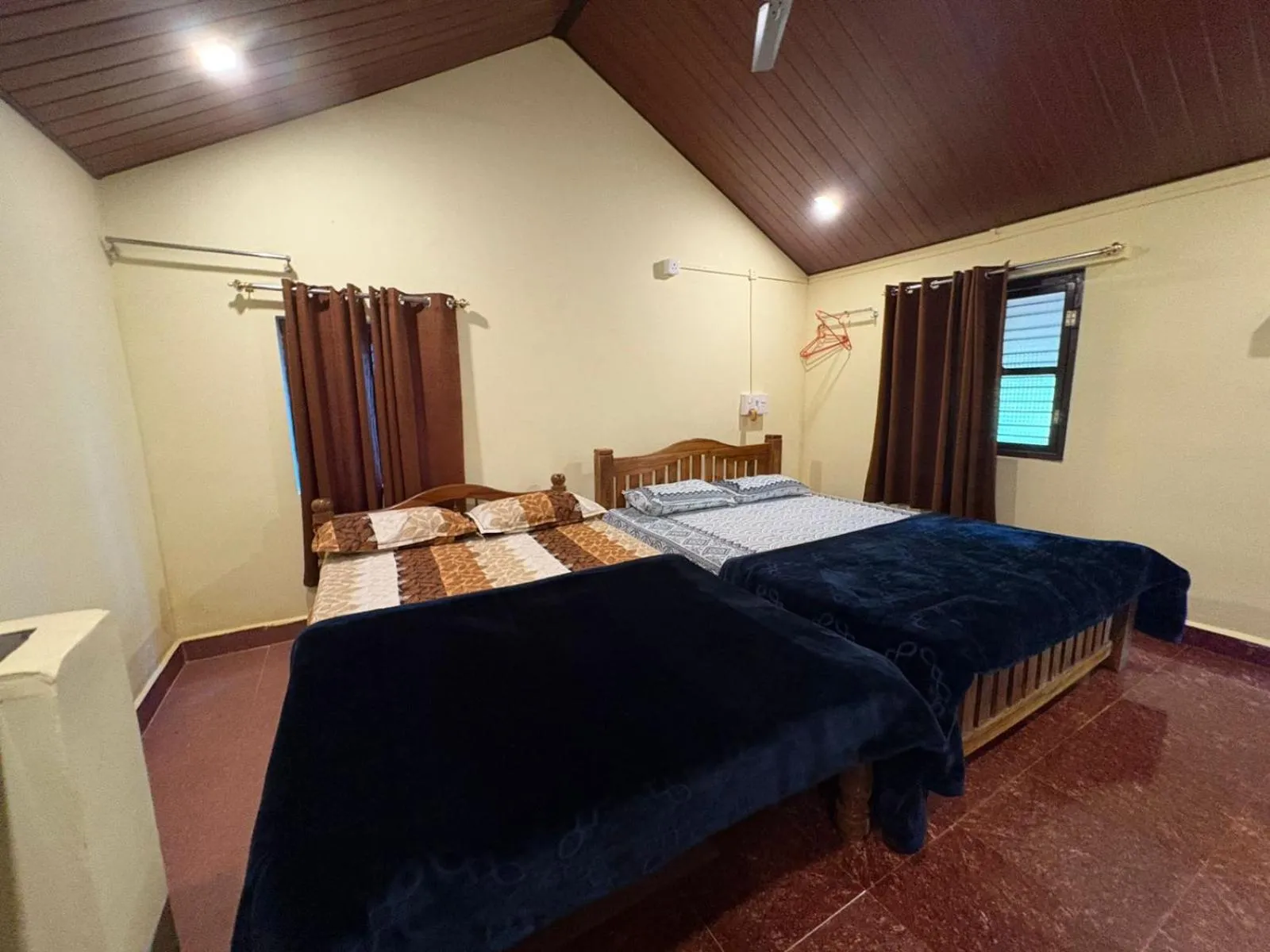 Bedroom, Bed in Areca Nest