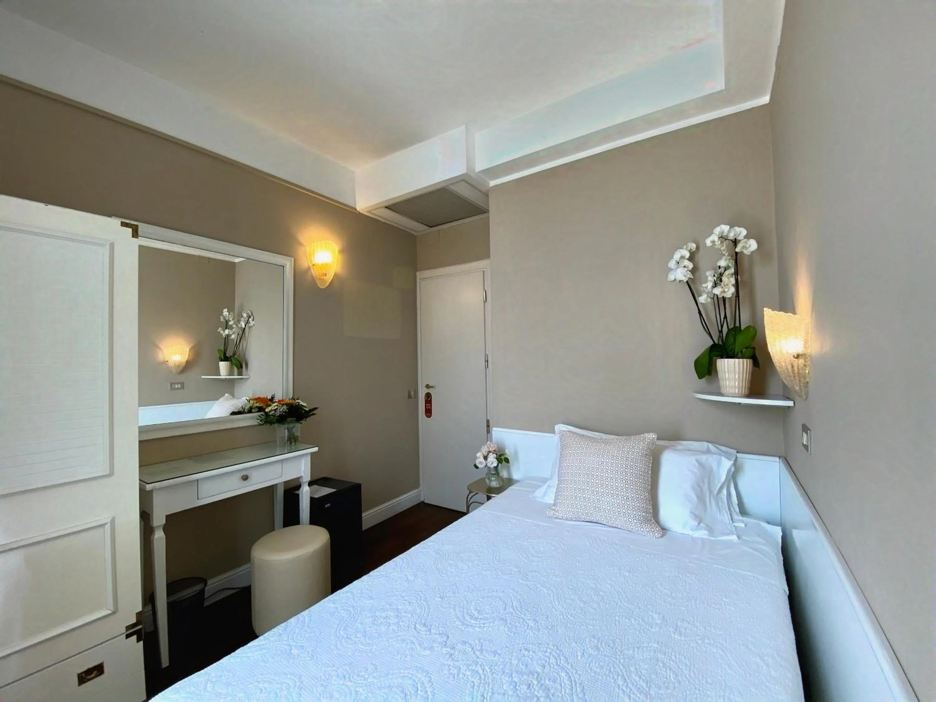 Bed in Hotel Admiral - on the beach