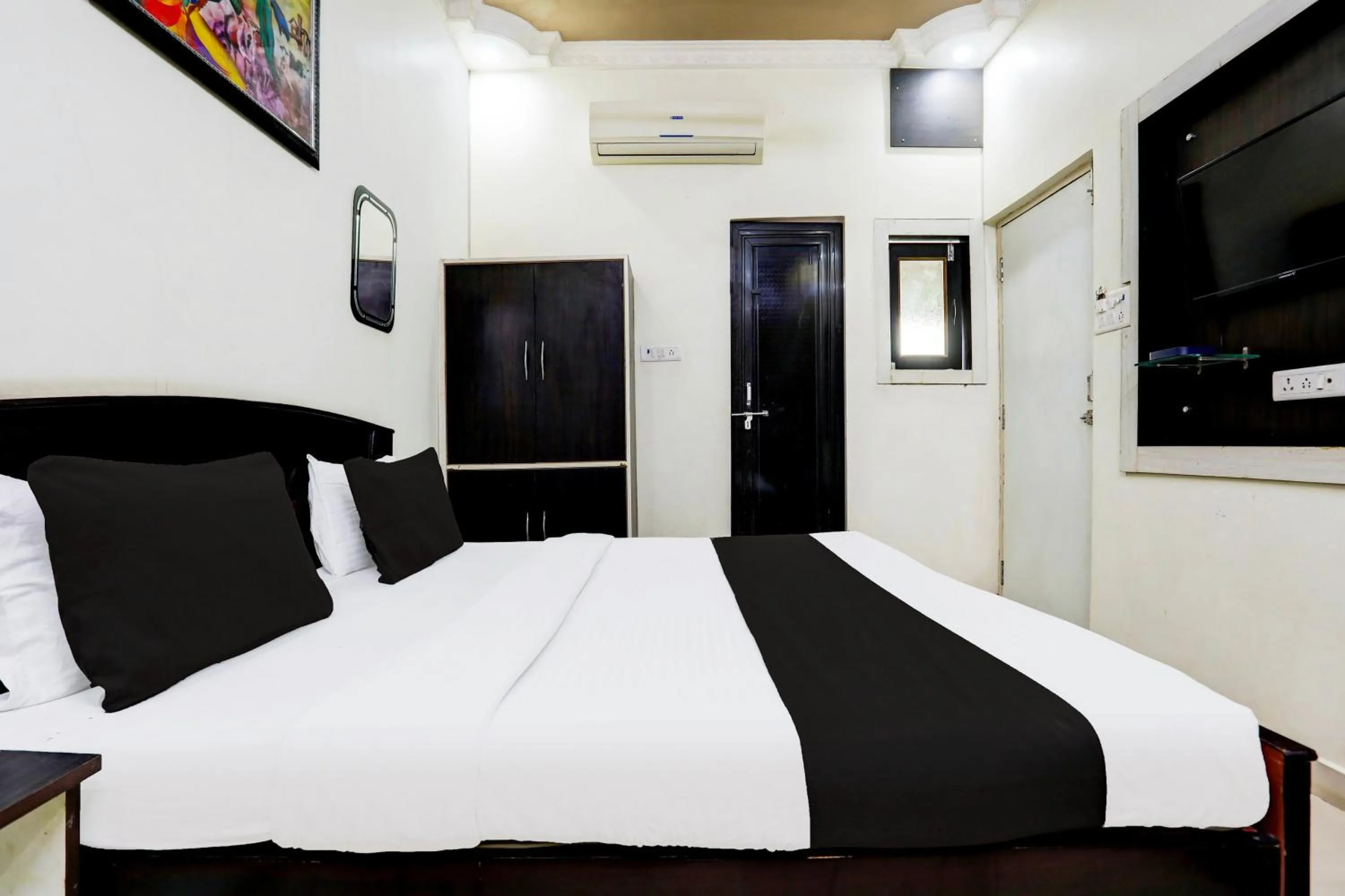 Bedroom, Bed in HOTEL O ORVIN INN