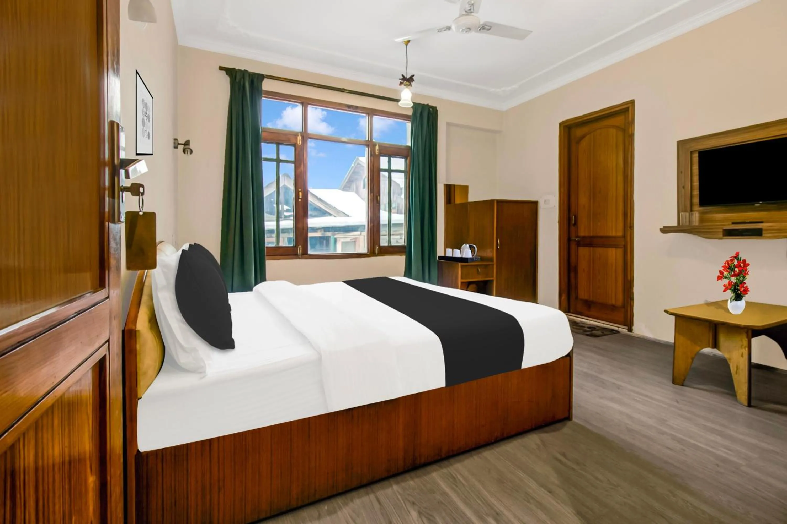 Bedroom, Bed in Super Townhouse Rajbagh Formerly Hotel Modern