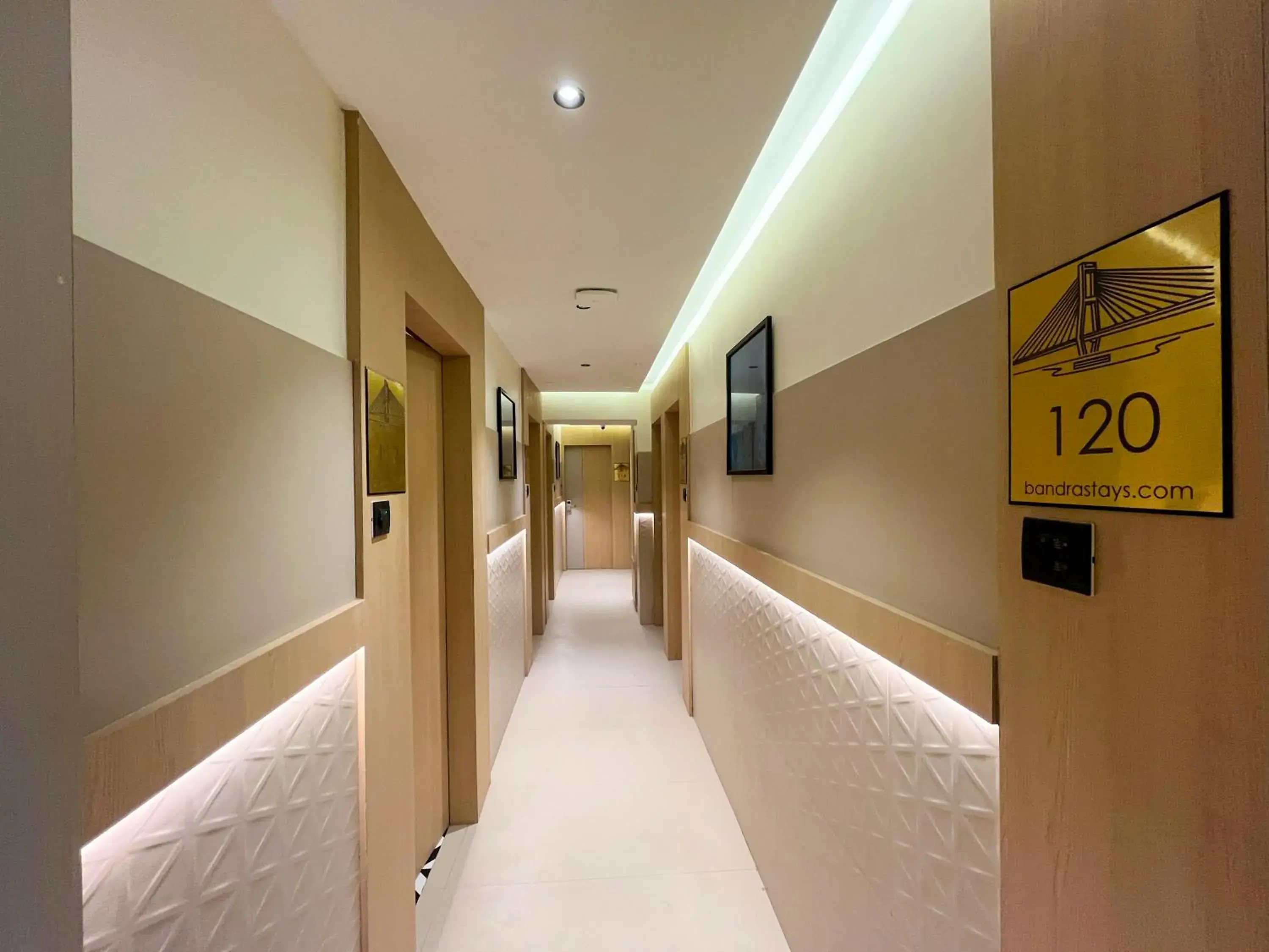 Lobby or reception in Bandra Stays Lobby or reception in Bandra Stays