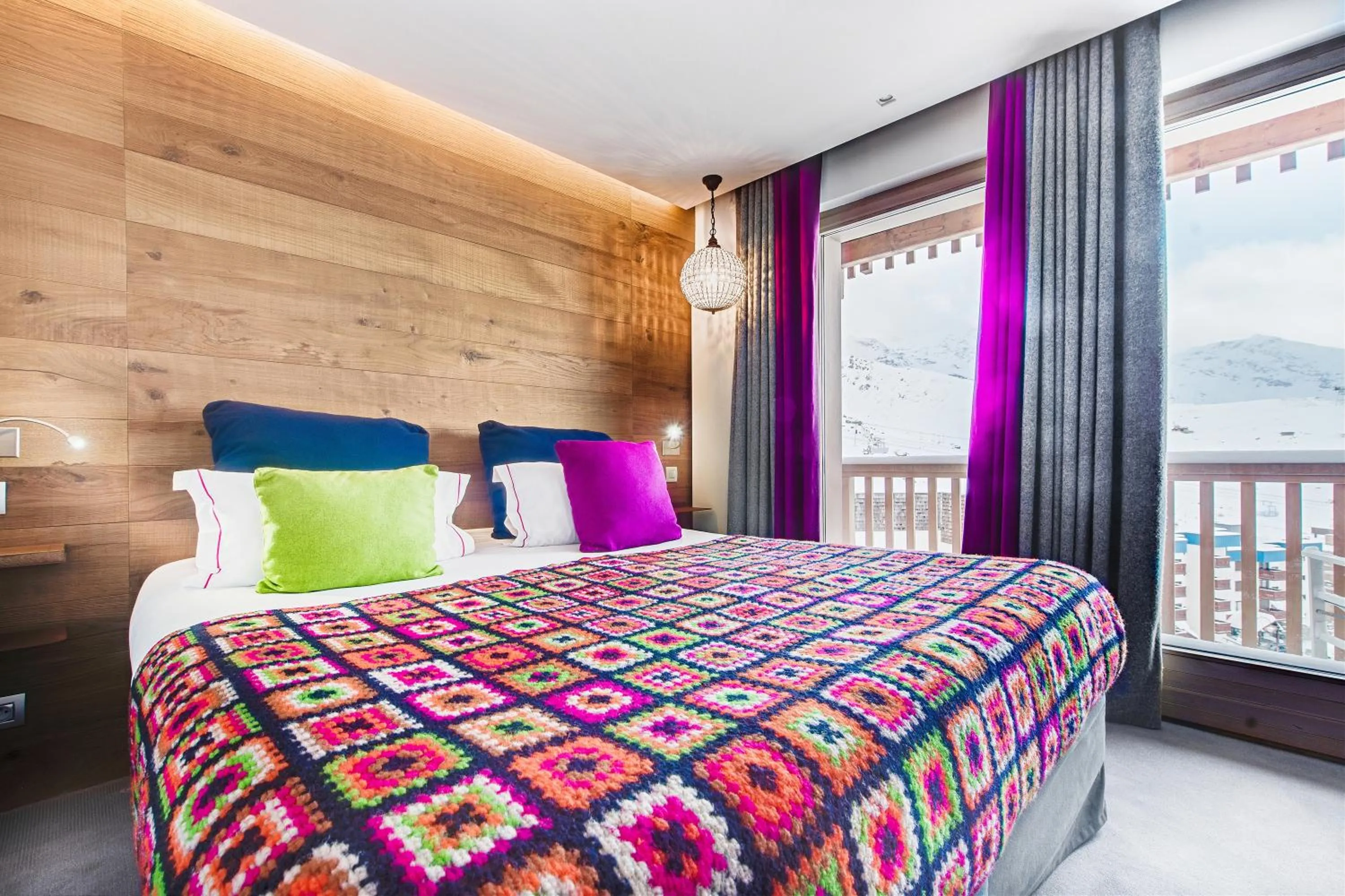 Bed in Hotel Pashmina Le Refuge