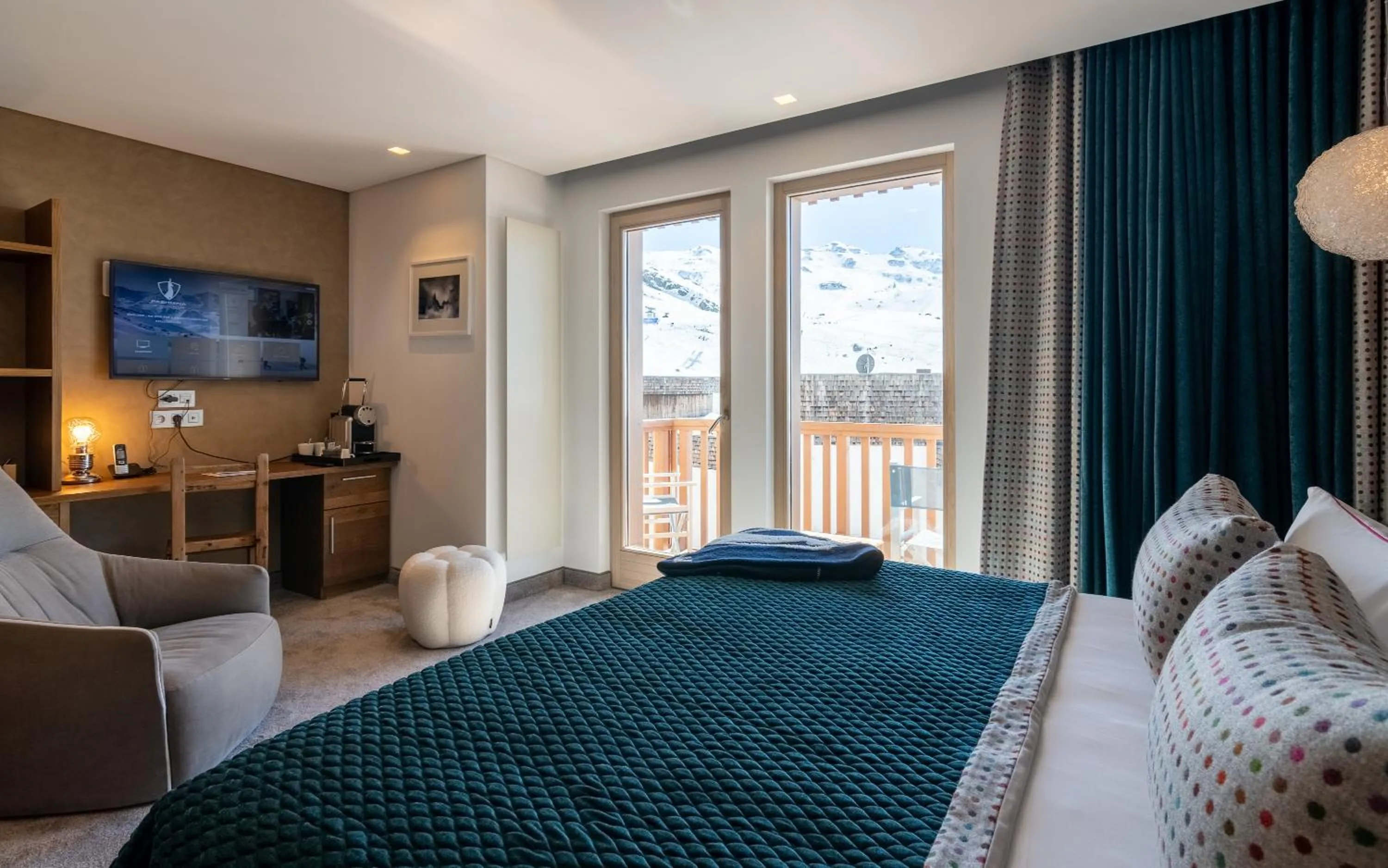 Bed in Hotel Pashmina Le Refuge