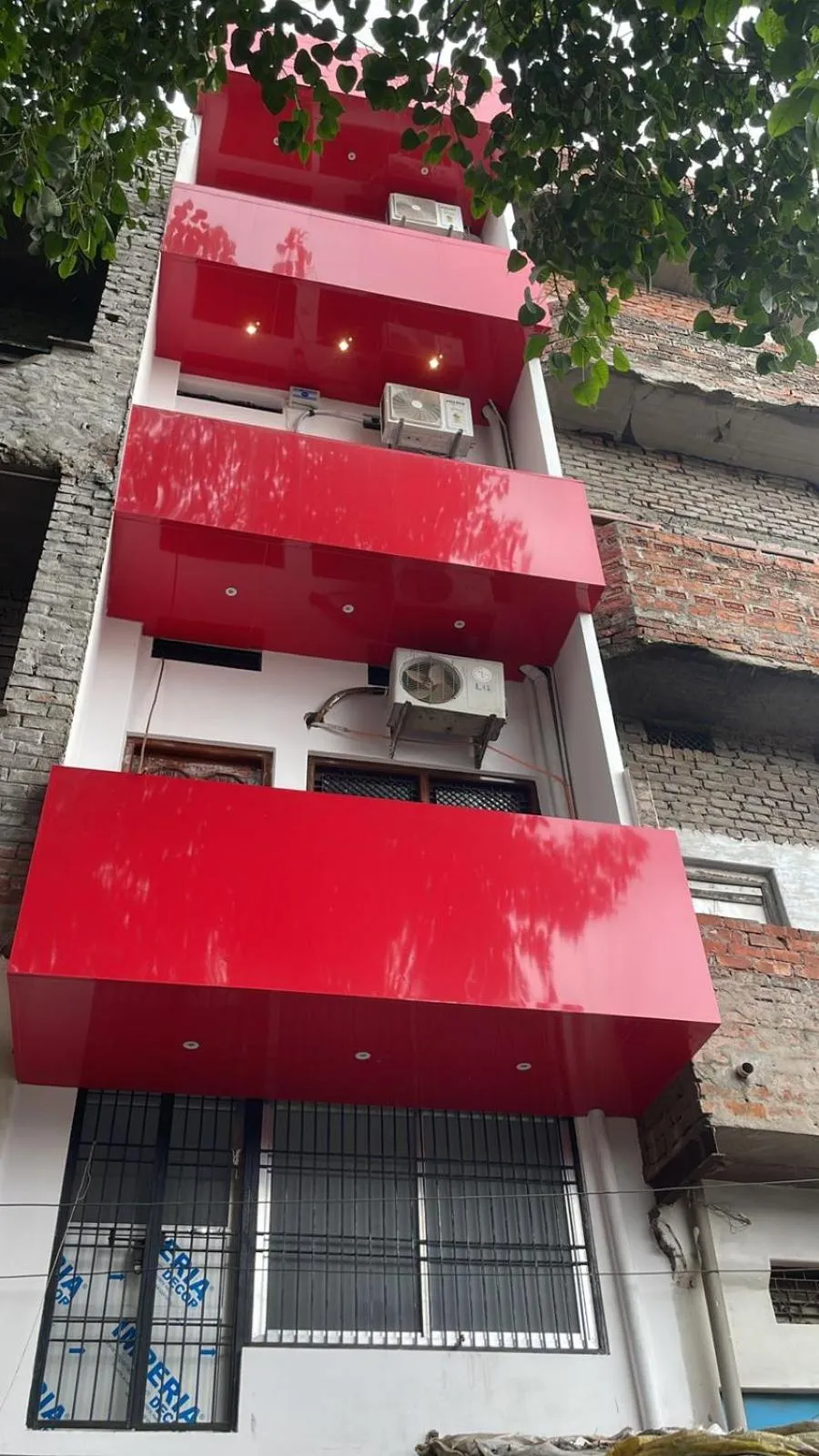 Property building in Kashi Ganga Guest House