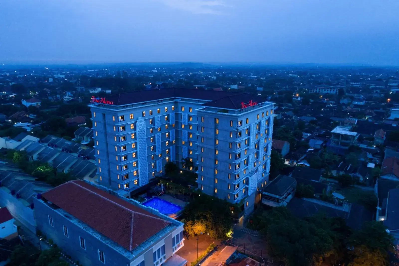 Property building in The Alana Hotel & Conference Center Malioboro Yogyakarta by ASTON Property building in The Alana Hotel & Conference Center Malioboro Yogyakarta by ASTON