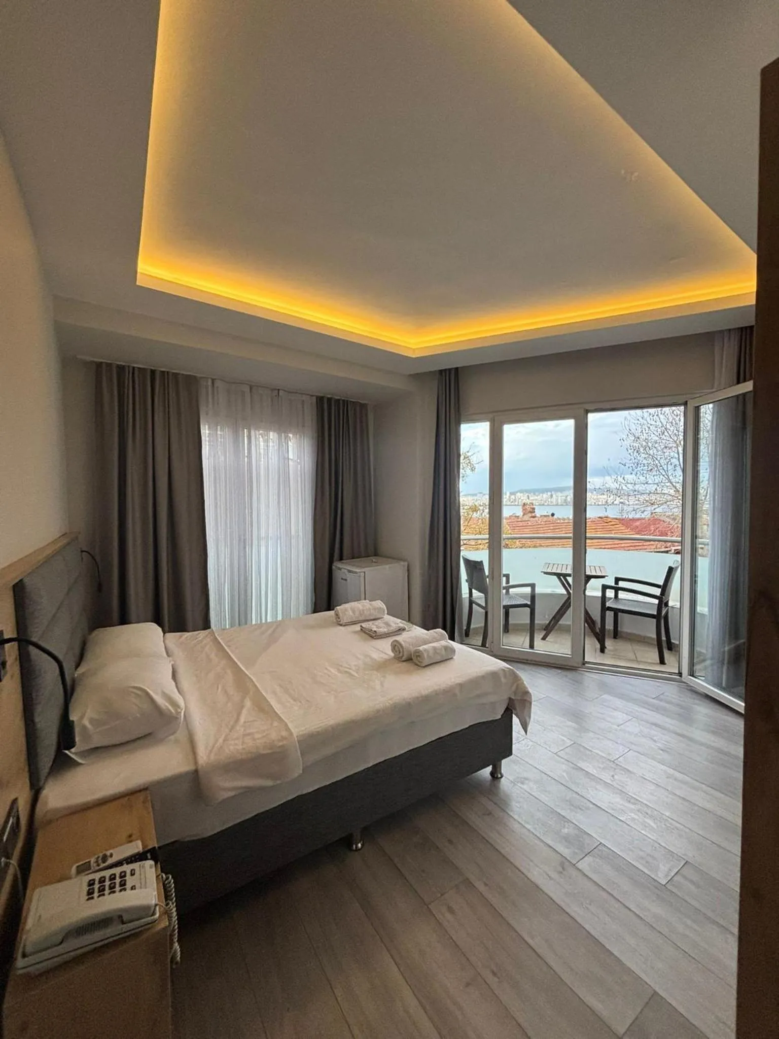 Bed in Büyükada Marine House Hotel