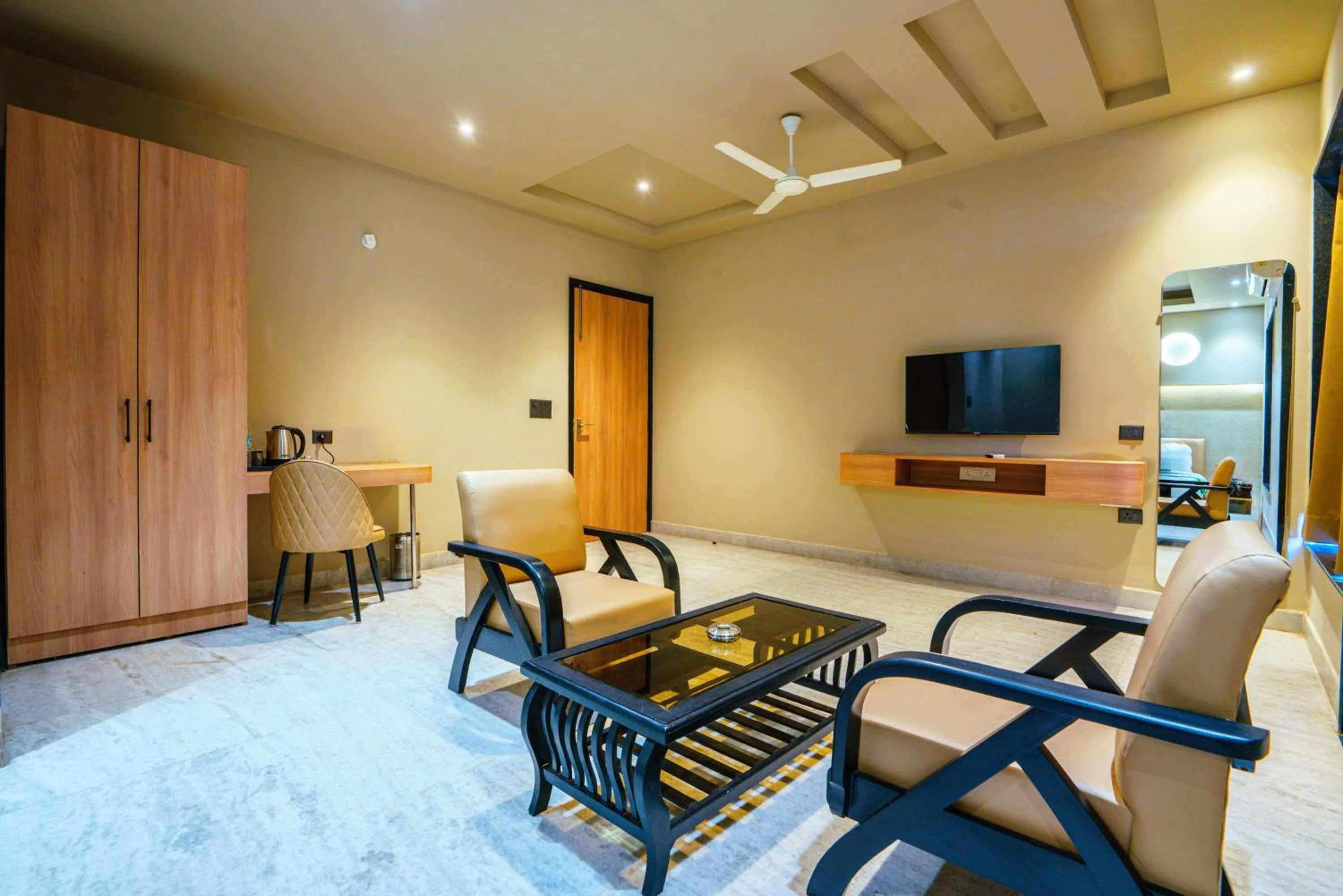 Seating area in Treebo Royal City