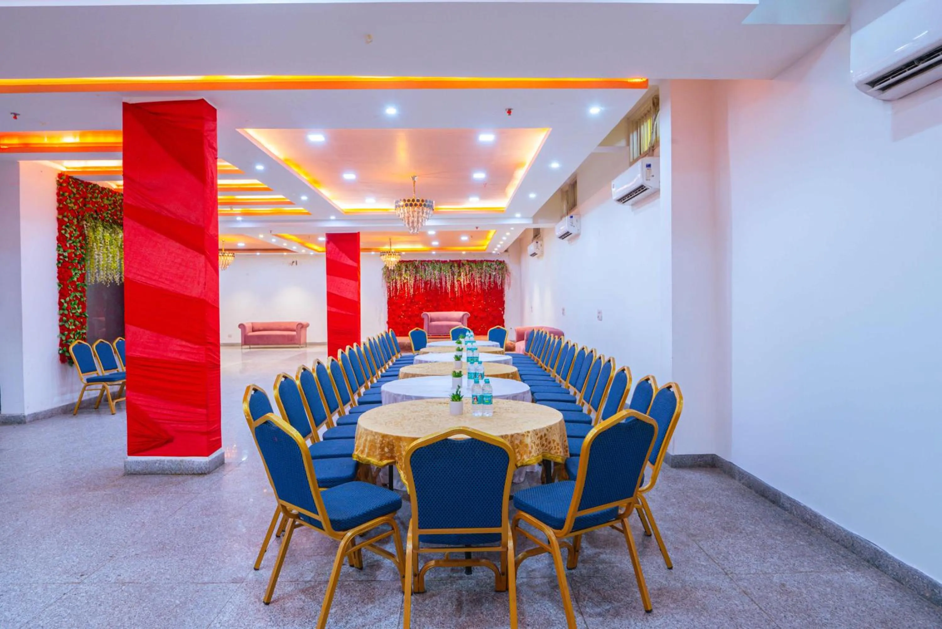 Banquet/Function facilities in Treebo Royal City