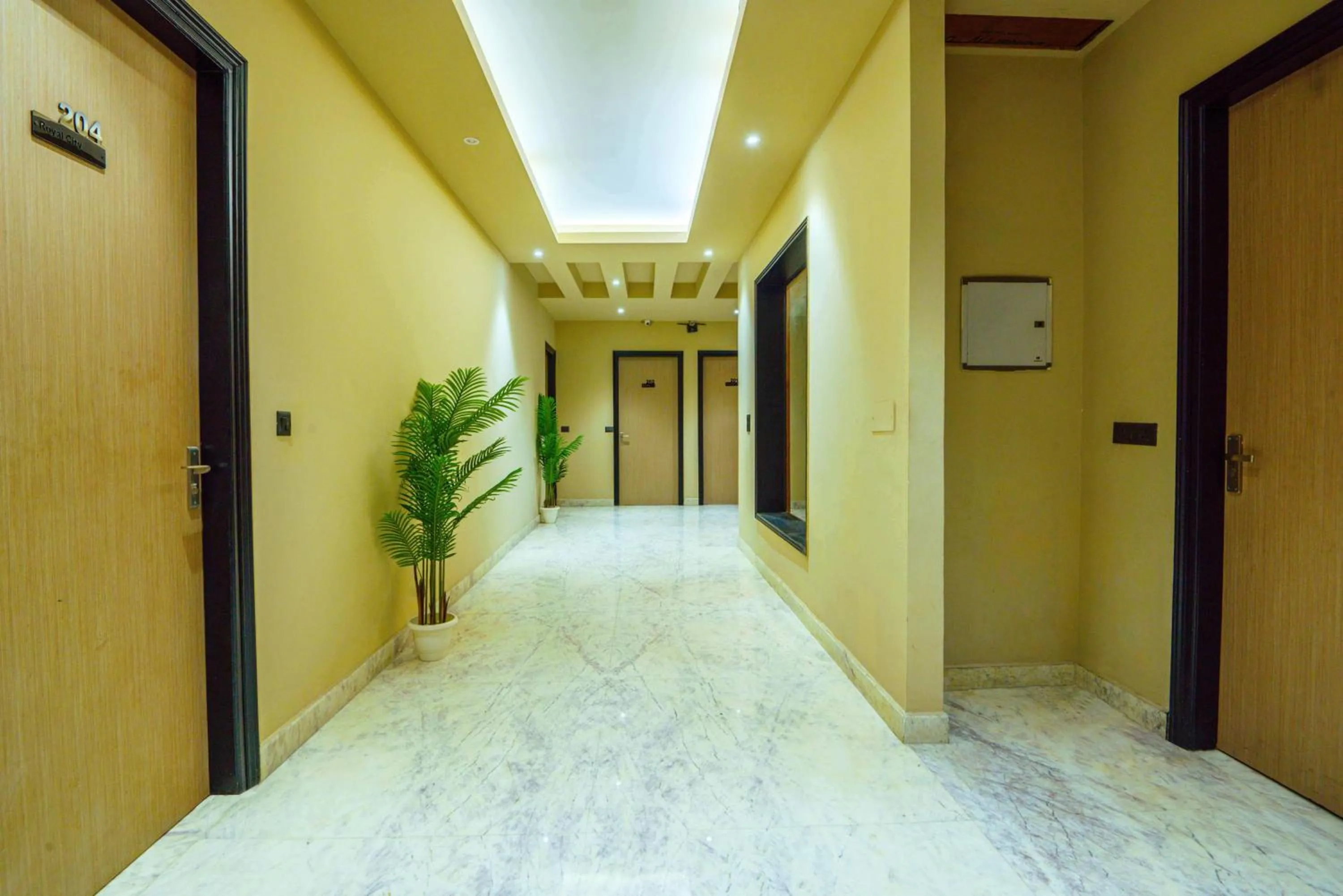 Lobby or reception in Treebo Royal City