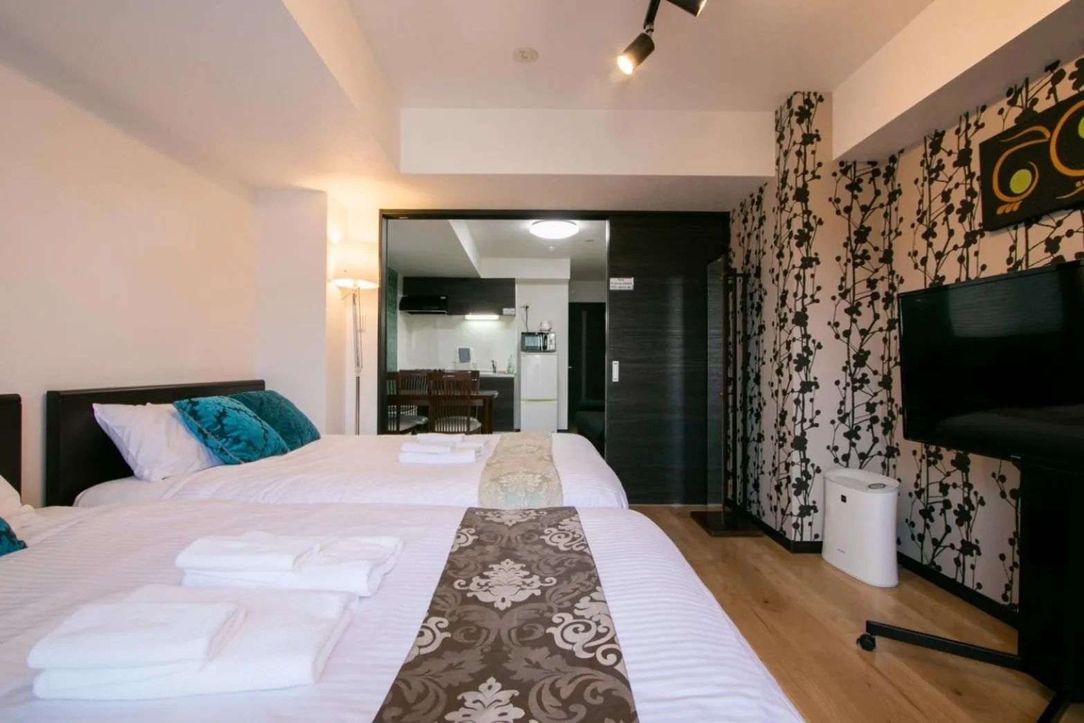 Bed in Randor Residence Tokyo Annex