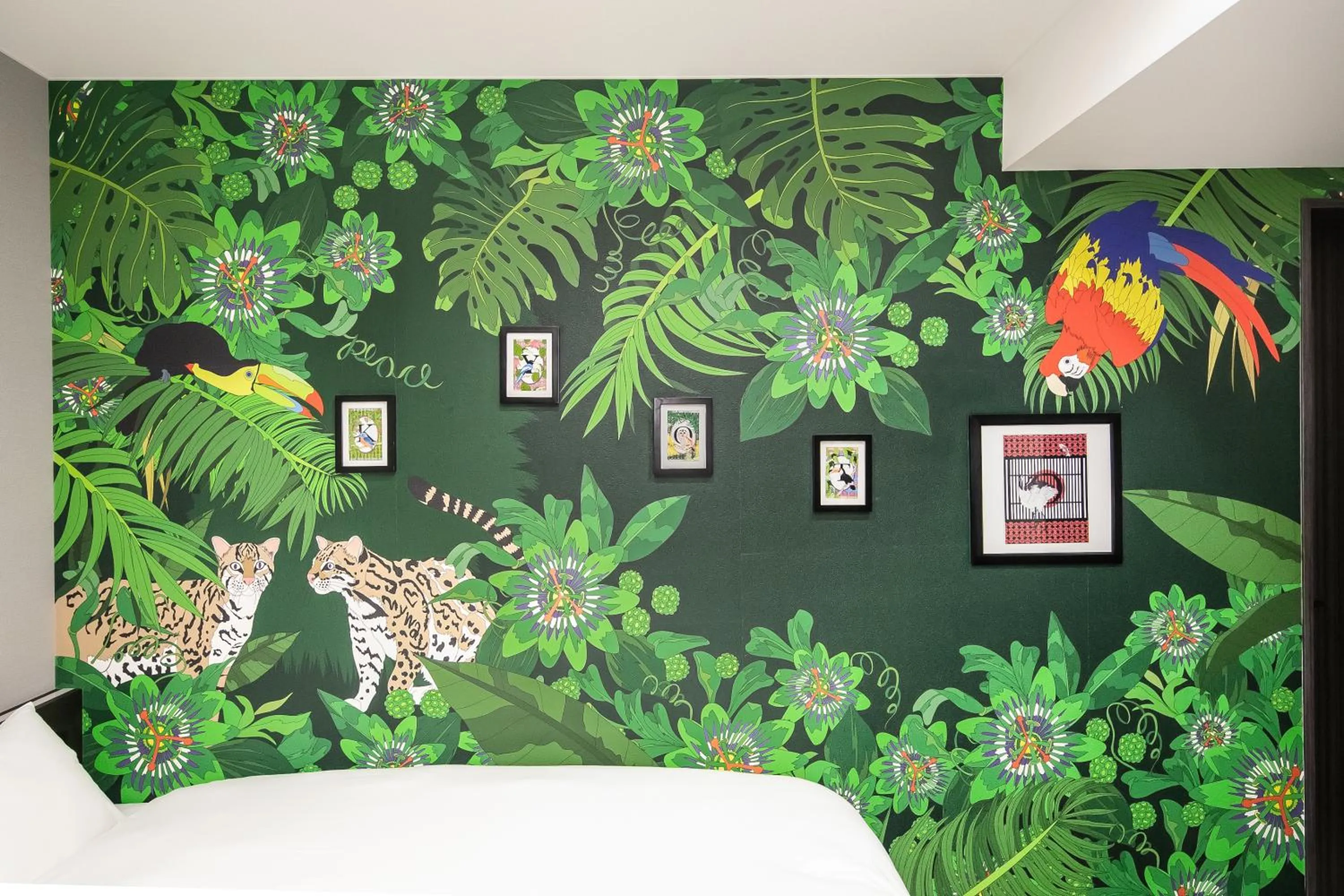 Decorative detail, Bed in Randor Residence Kyoto Nijo Castle