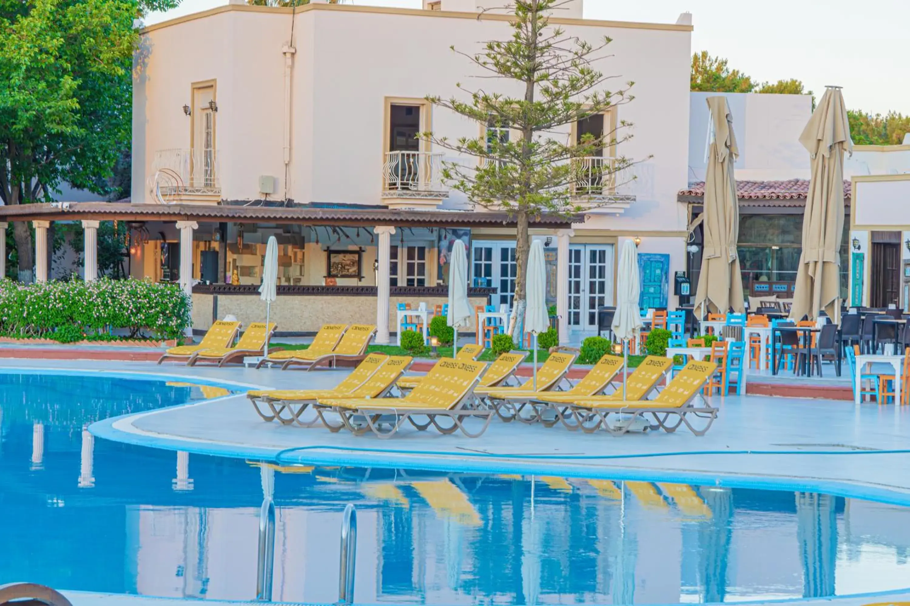 Restaurant/places to eat in Alexander The Great Resort & Spa Restaurant/places to eat in Alexander The Great Resort & Spa