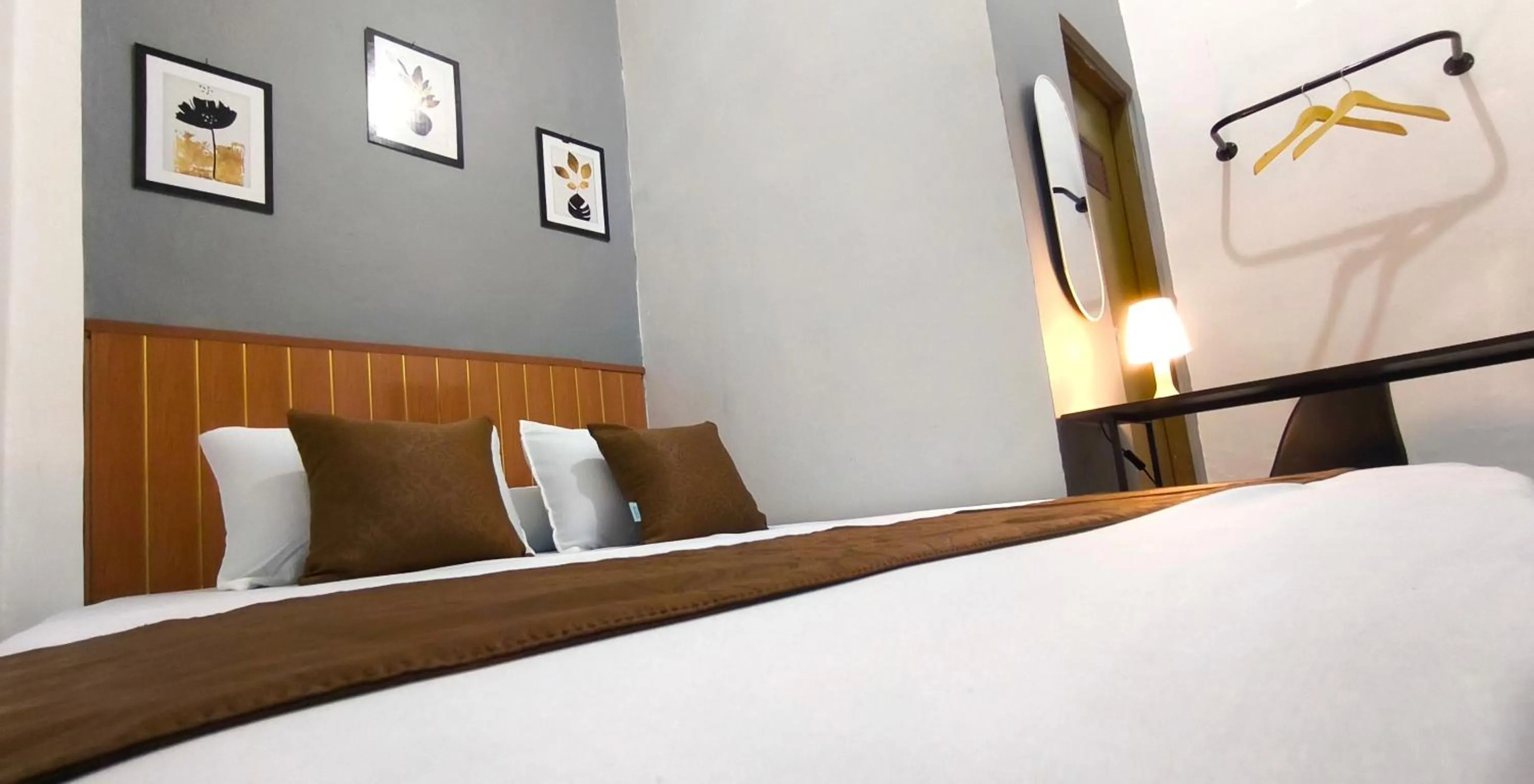 Bed in Jogja Day Inn