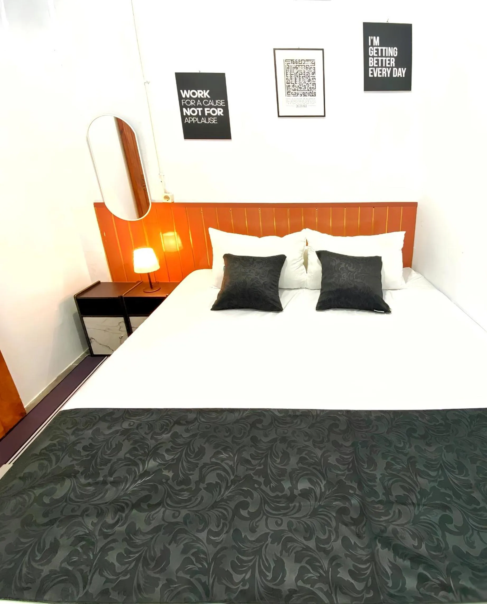 Bedroom, Bed in Jogja Day Inn