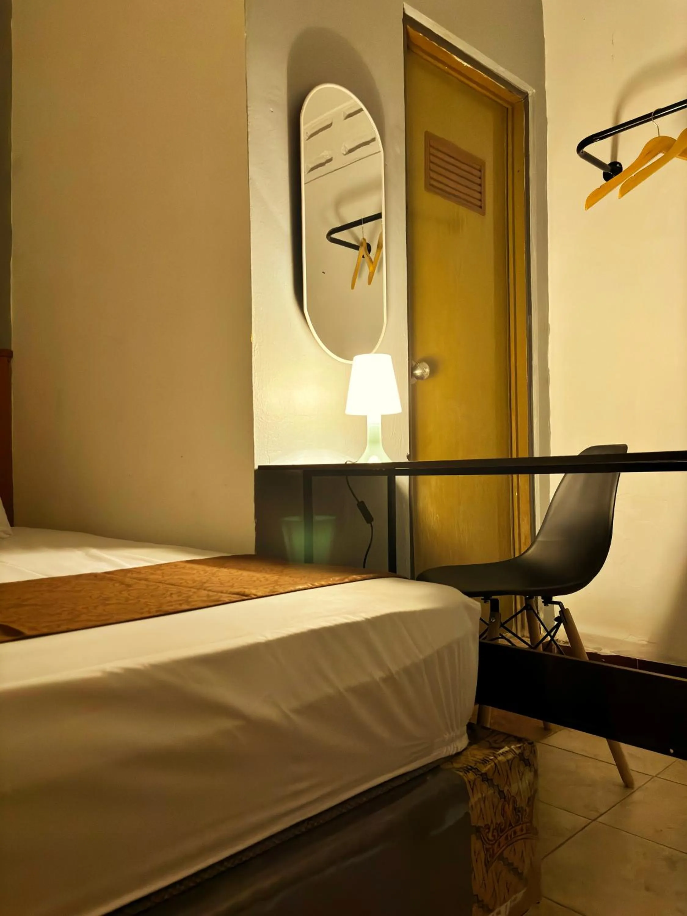 Bed in Jogja Day Inn