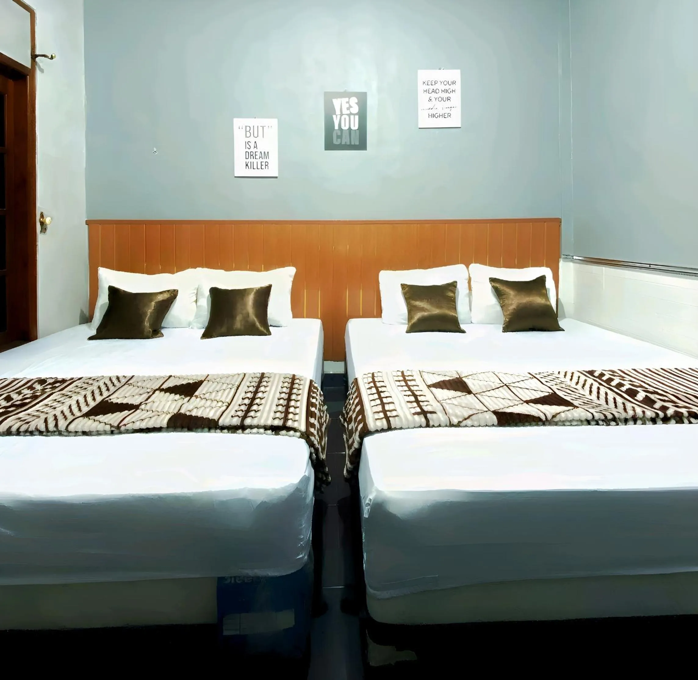 Bed in Jogja Day Inn