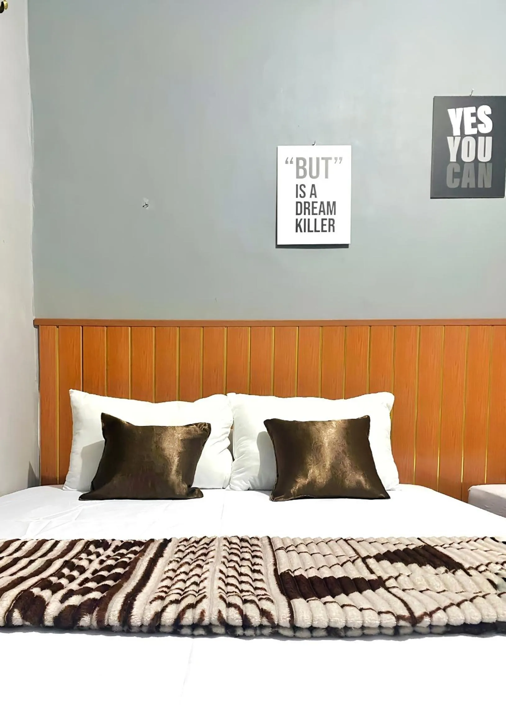 Photo of the whole room, Bed in Jogja Day Inn