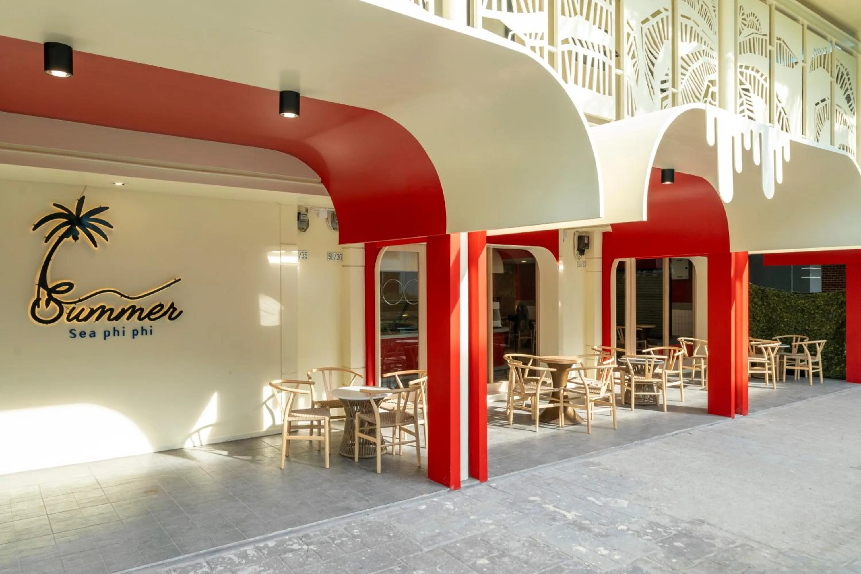 Restaurant/places to eat in Summer Sea Phi Phi Island