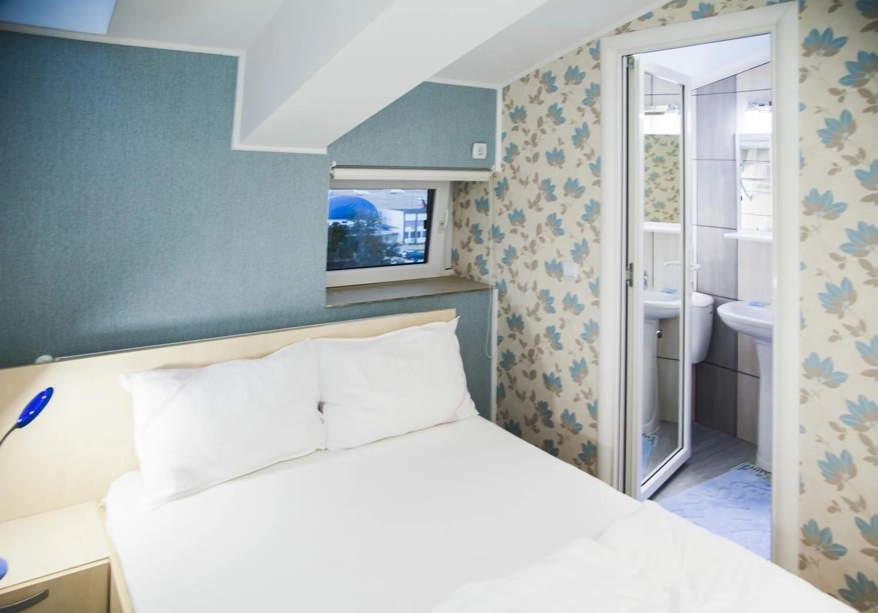 Photo of the whole room, Bed in Hotel La Gil