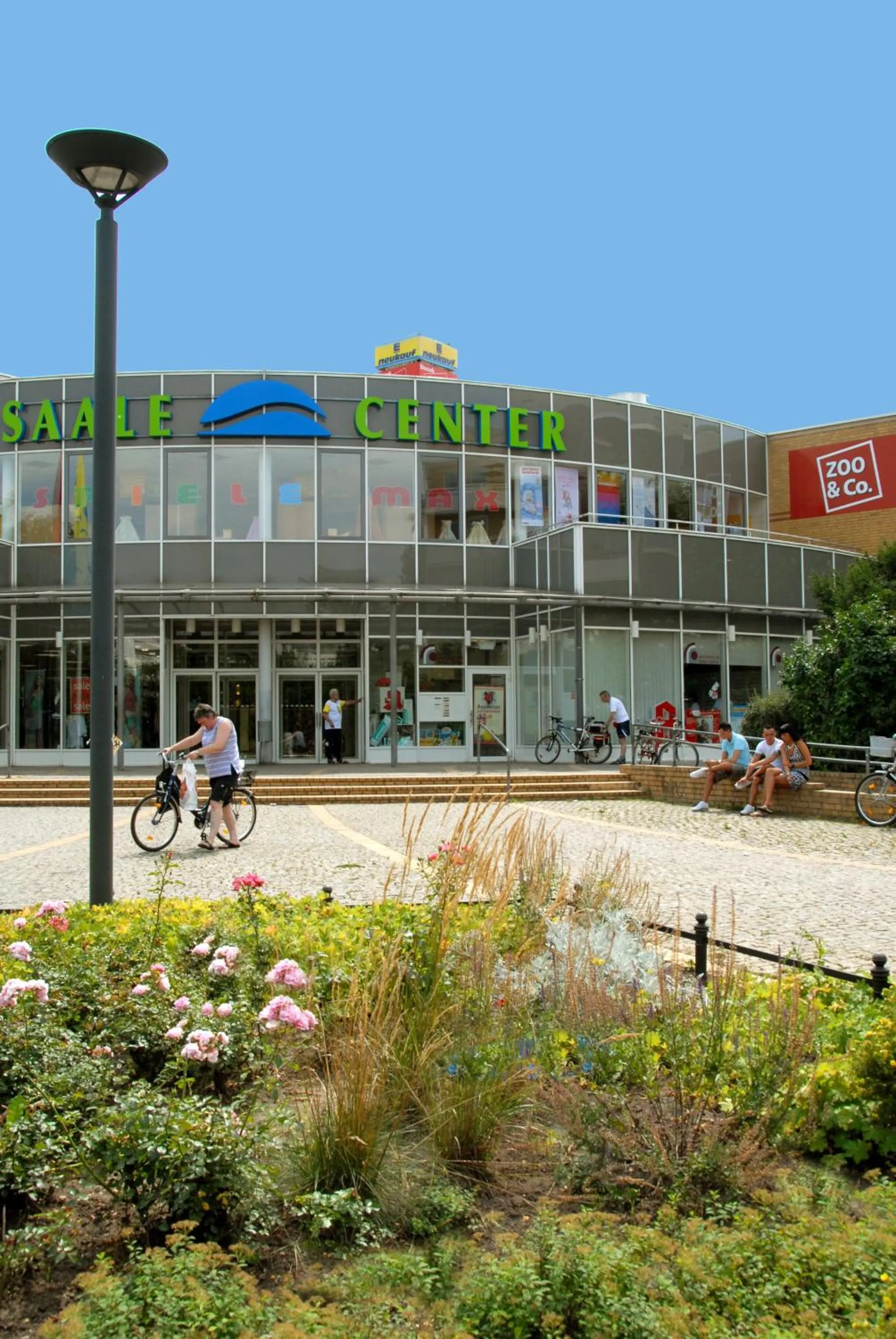 Shopping Area in GWG City Apartments II