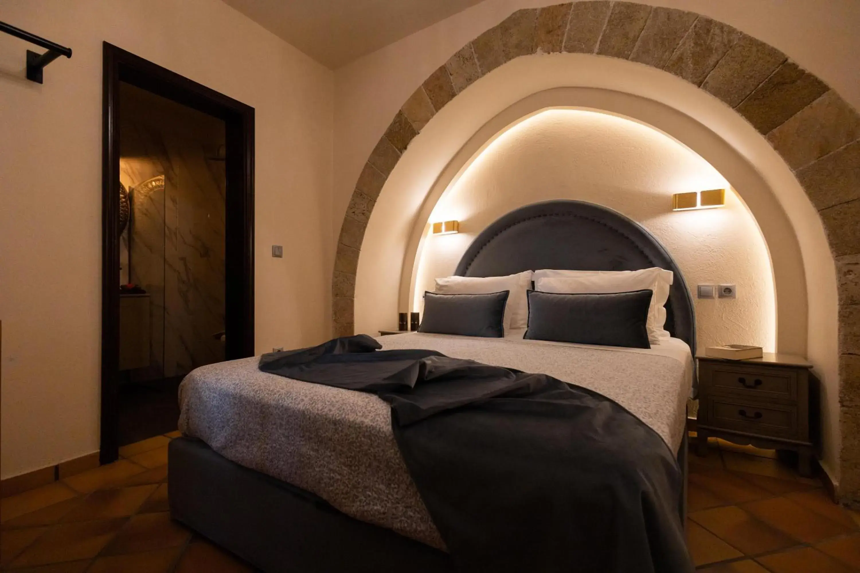 Standard Double Room in April Medieval Hotel Standard Double Room in April Medieval Hotel