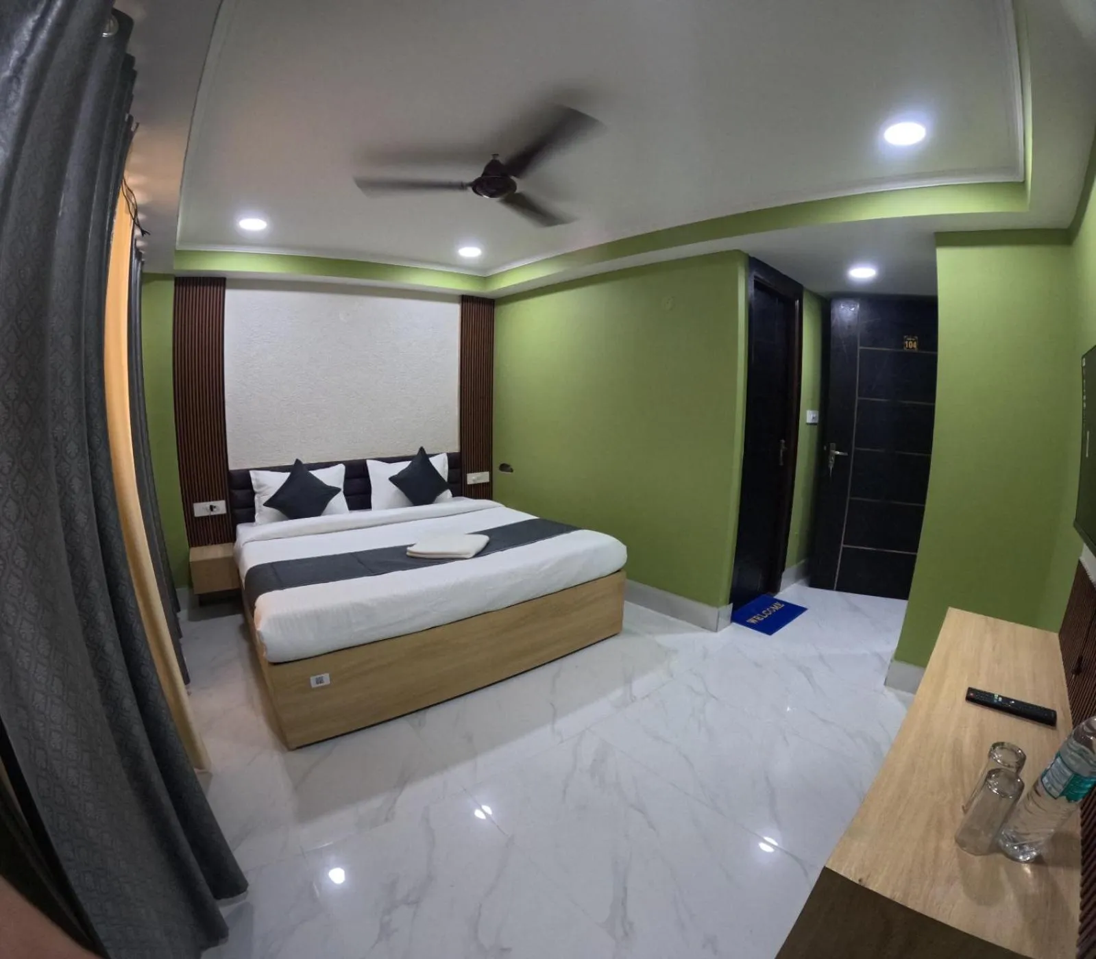 Bed in Hotel Aastha Height