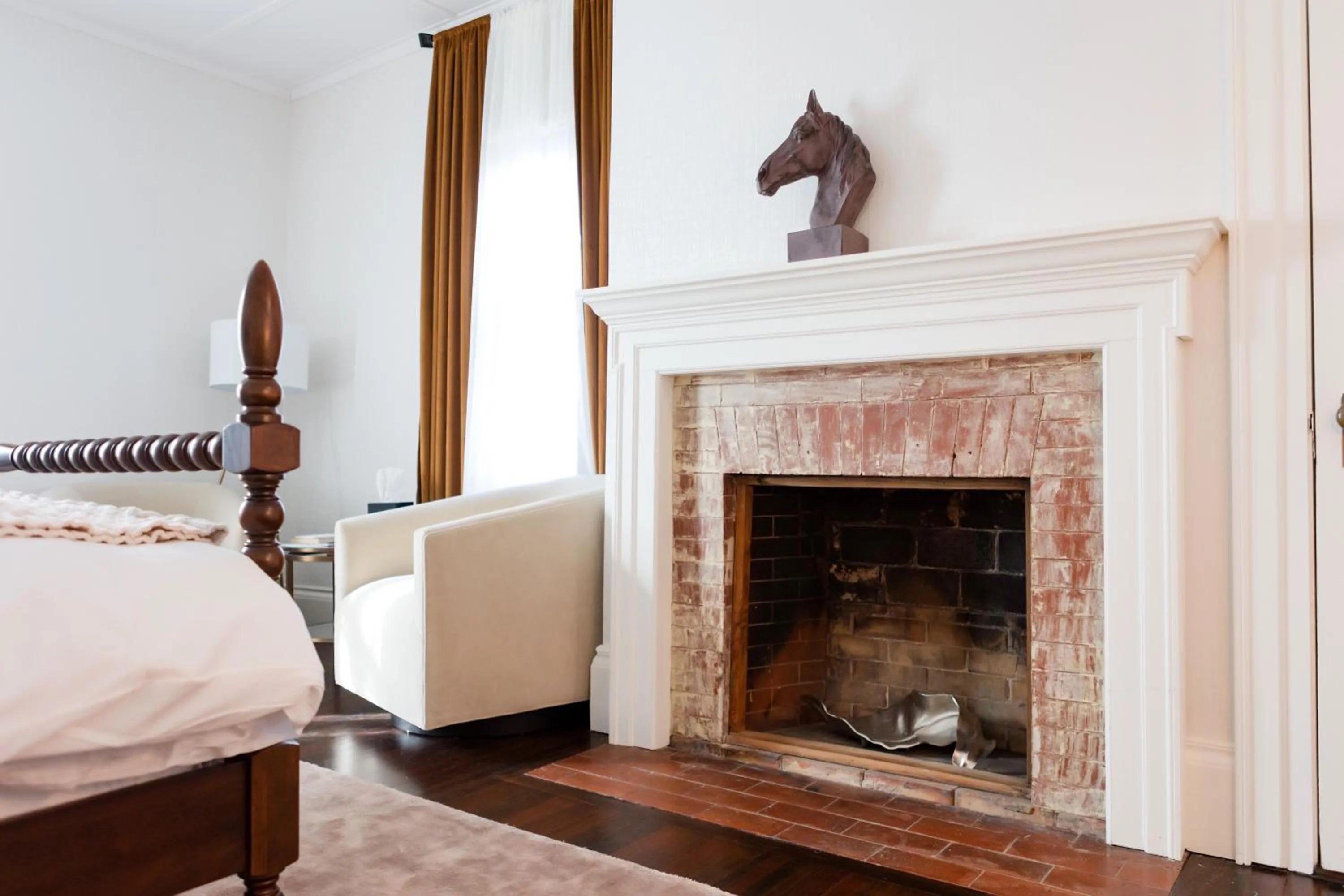 fireplace, Bed in Doctor Sax House