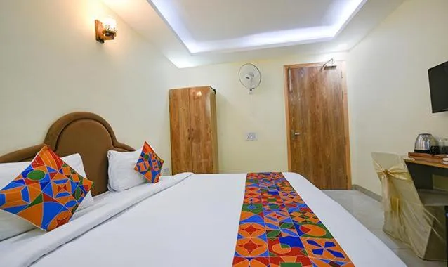 Bed in Immense Residency