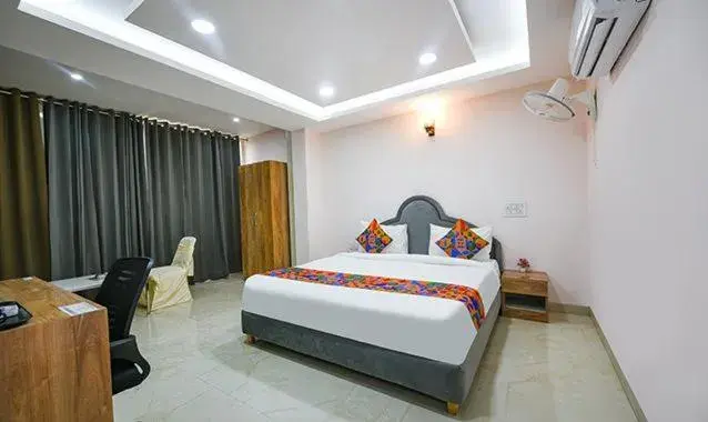 Bed in Immense Residency Bed in Immense Residency