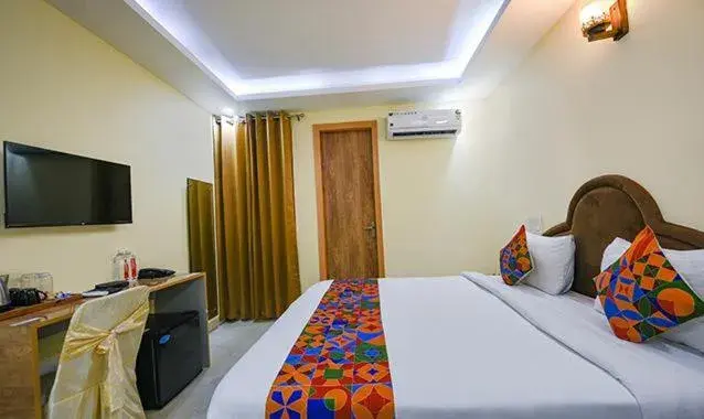 Bed in Immense Residency Bed in Immense Residency