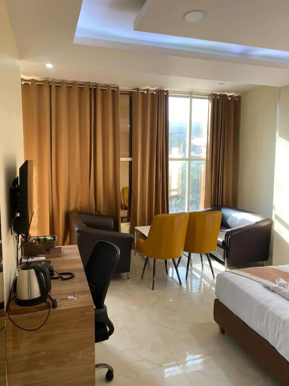 Bed in Immense Residency