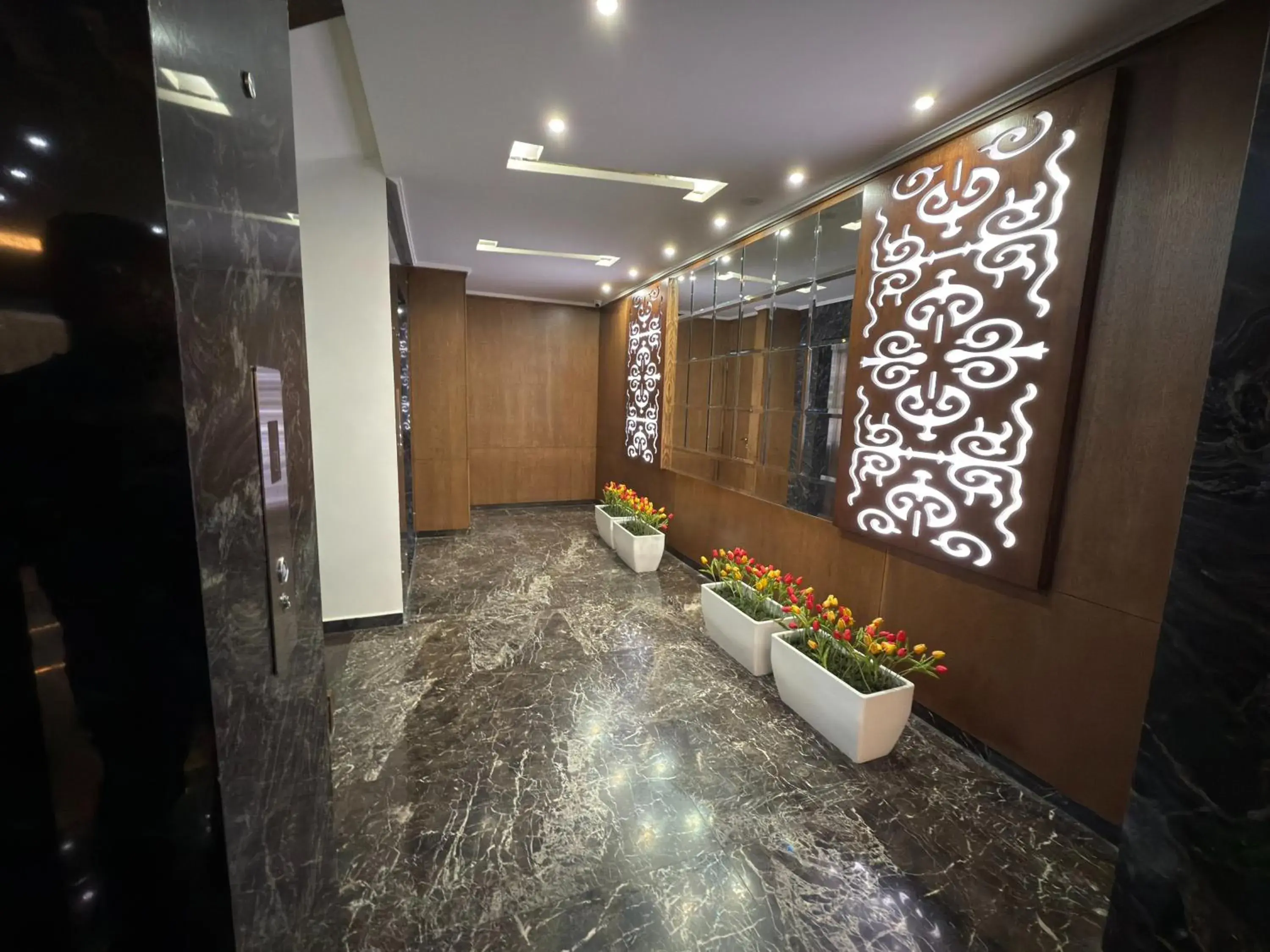 Lobby or reception in Matar Residence - Spacious Hotel Suites in Beirut Lobby or reception in Matar Residence - Spacious Hotel Suites in Beirut