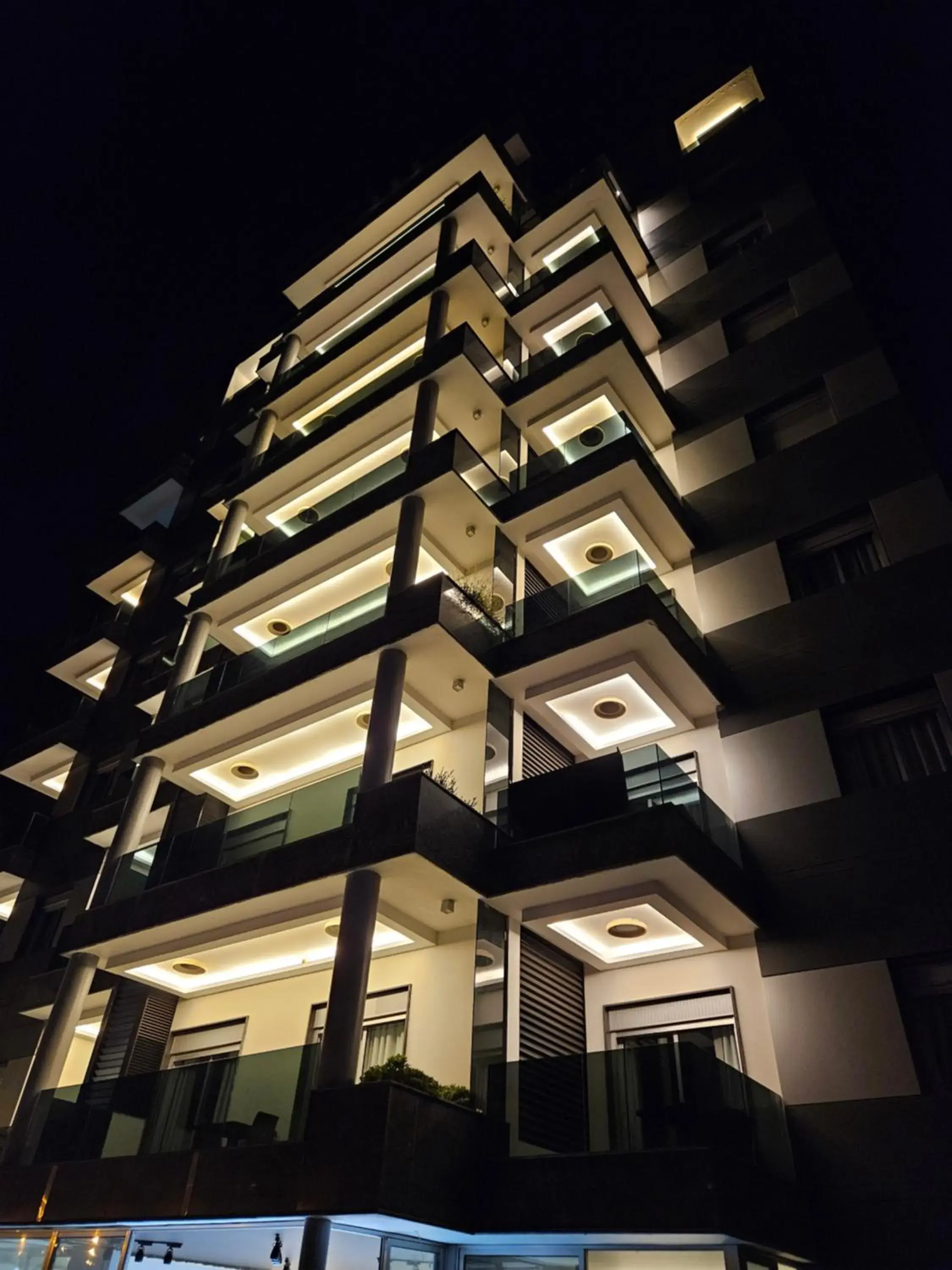 Property building in Matar Residence - Spacious Hotel Suites in Beirut Property building in Matar Residence - Spacious Hotel Suites in Beirut