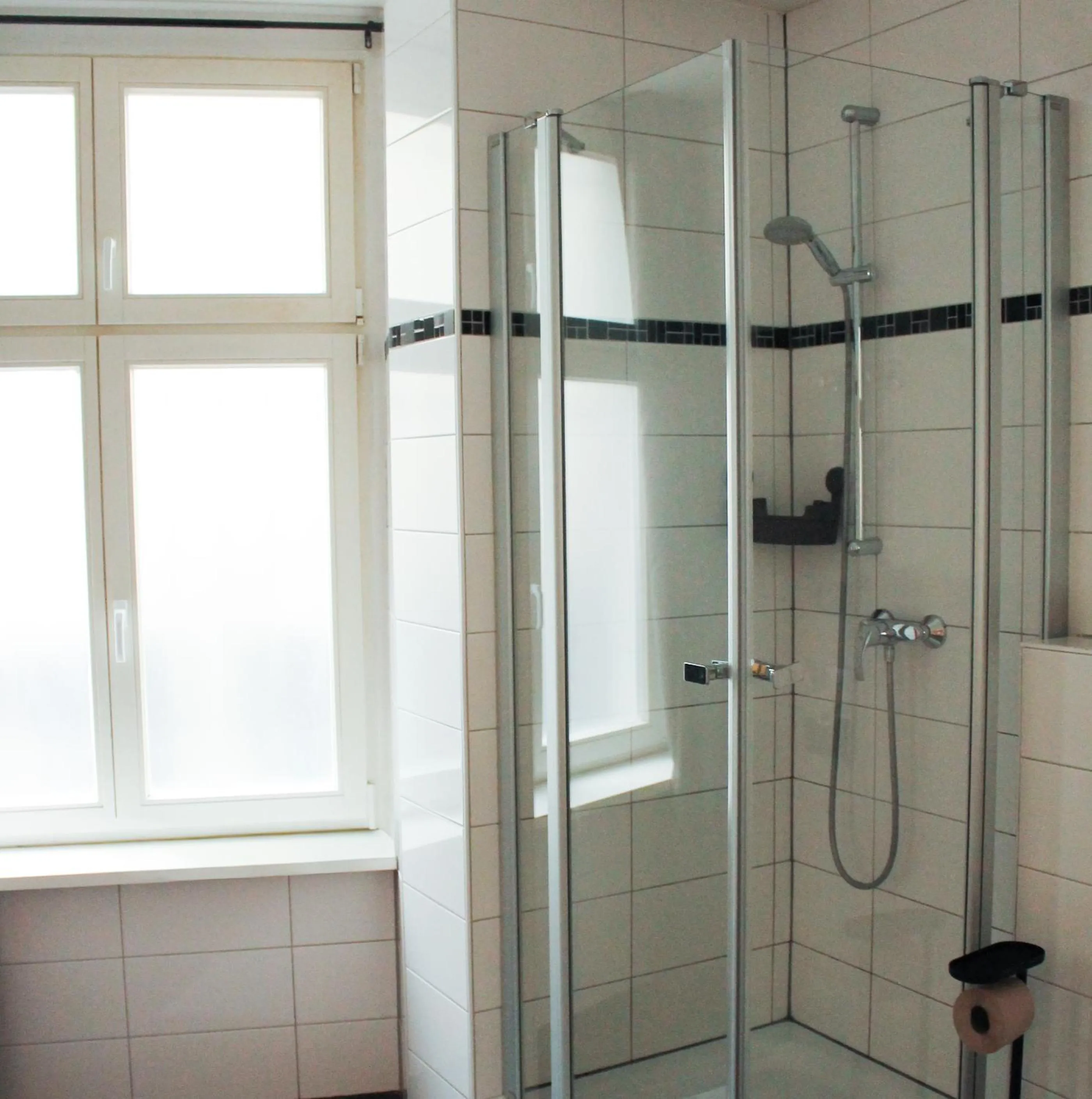 Bathroom in Krummestraße Berlin - Top Unterkunft in Charlottenburg !