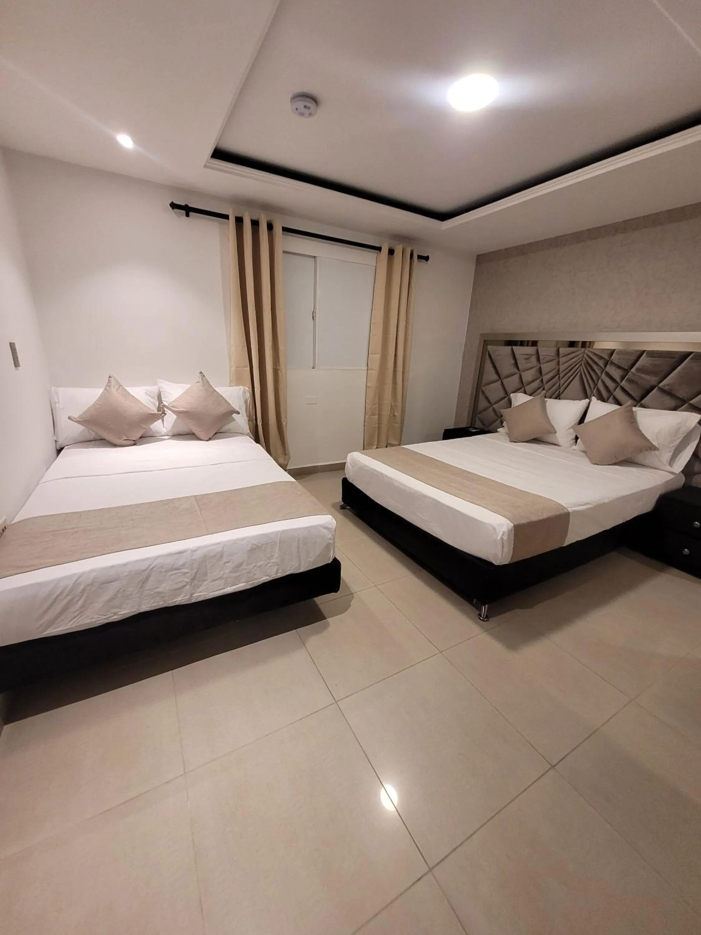 Bedroom, Bed in Hotel Med 33