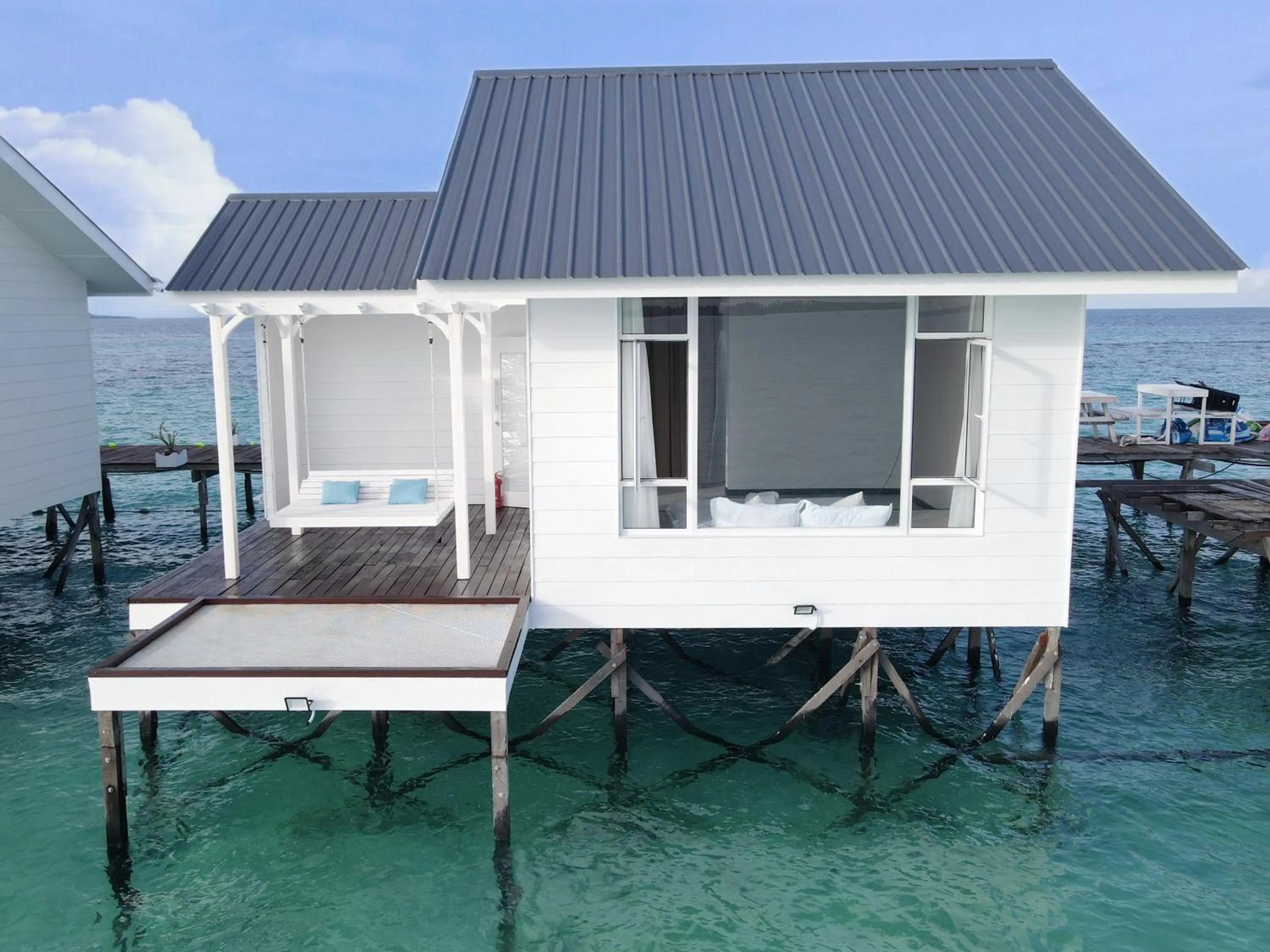 Bubblefish Water Villa