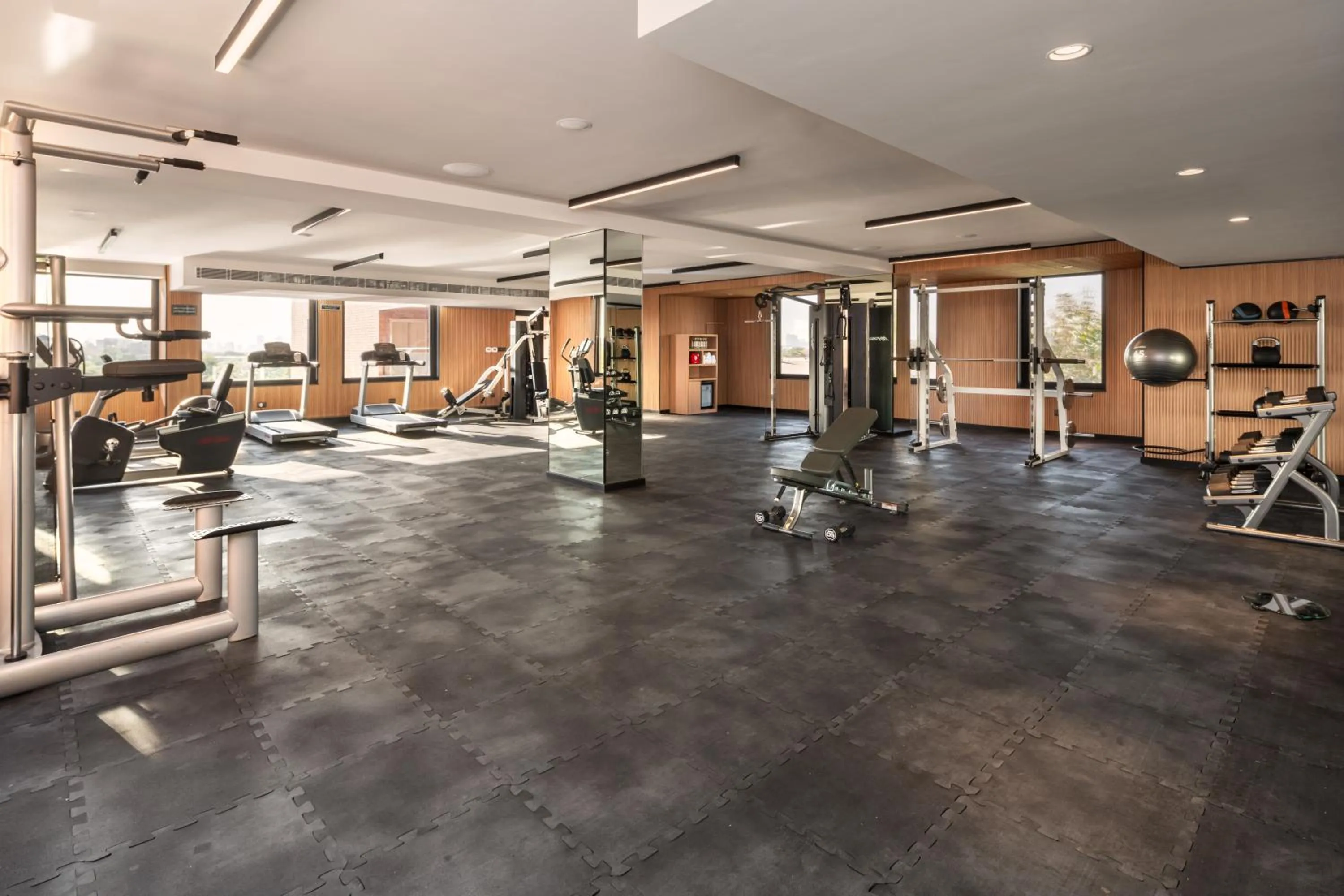Fitness centre/facilities in Holiday Inn Gurgaon NH8 by IHG