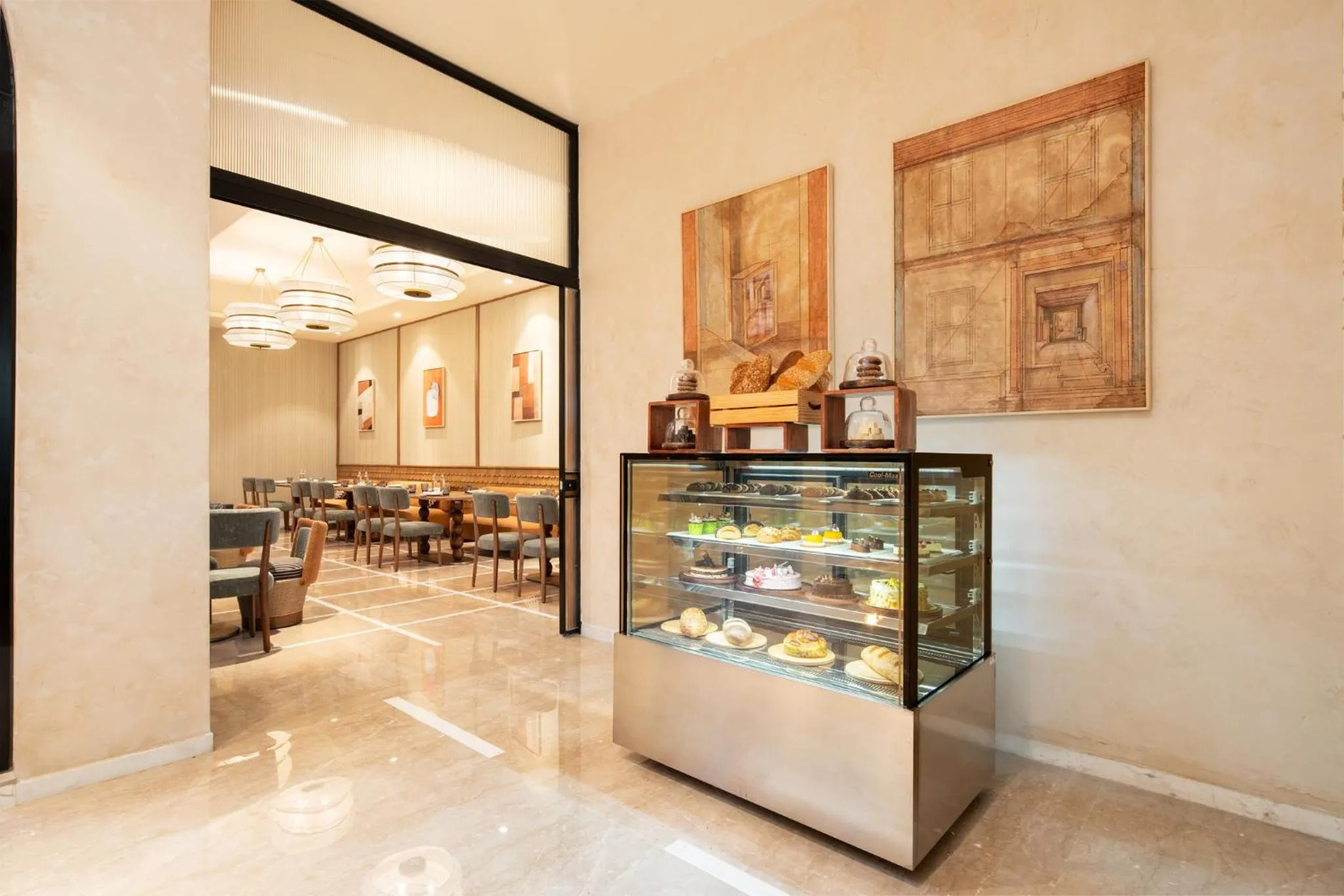 Restaurant/places to eat in Holiday Inn Gurgaon NH8 by IHG