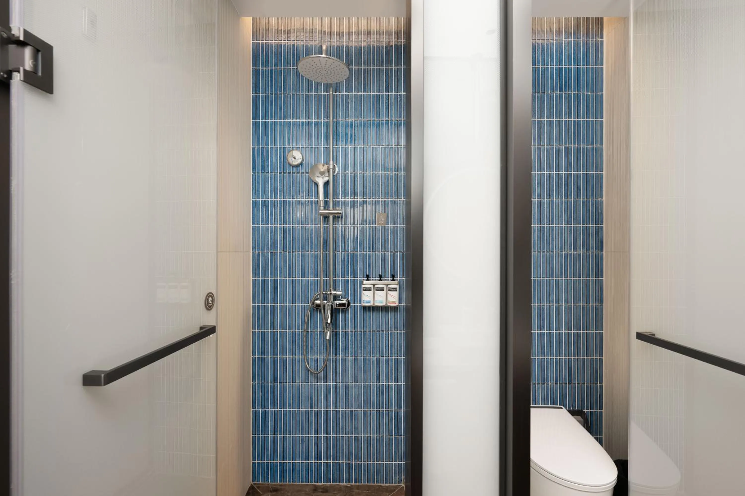 Bathroom in Holiday Inn Express Haikou World Trade Center by IHG