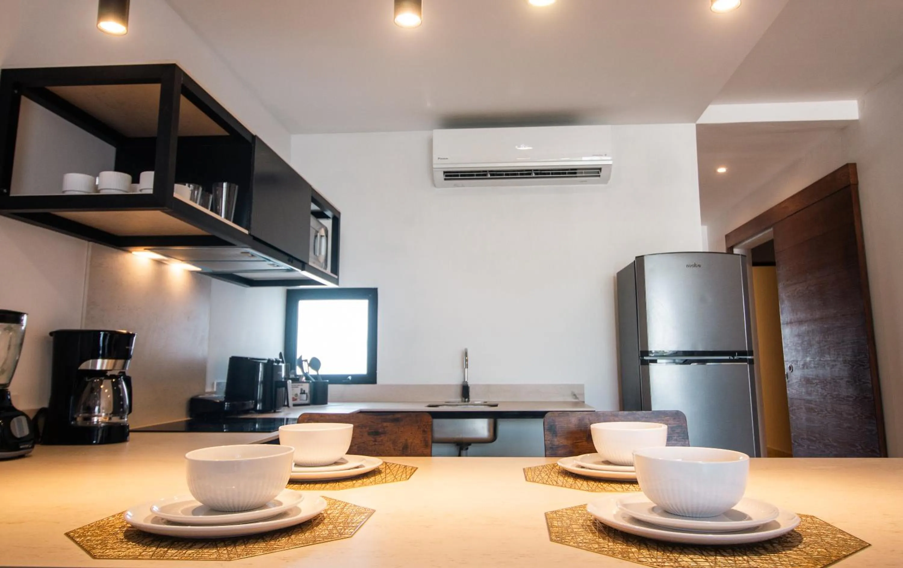 Kitchen or kitchenette in Hotel B10 - Distinctive Hotel-