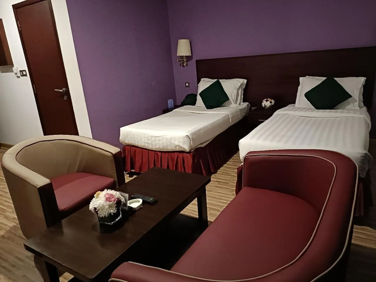 Bedroom, Bed in Manhattan Avenue Hotel