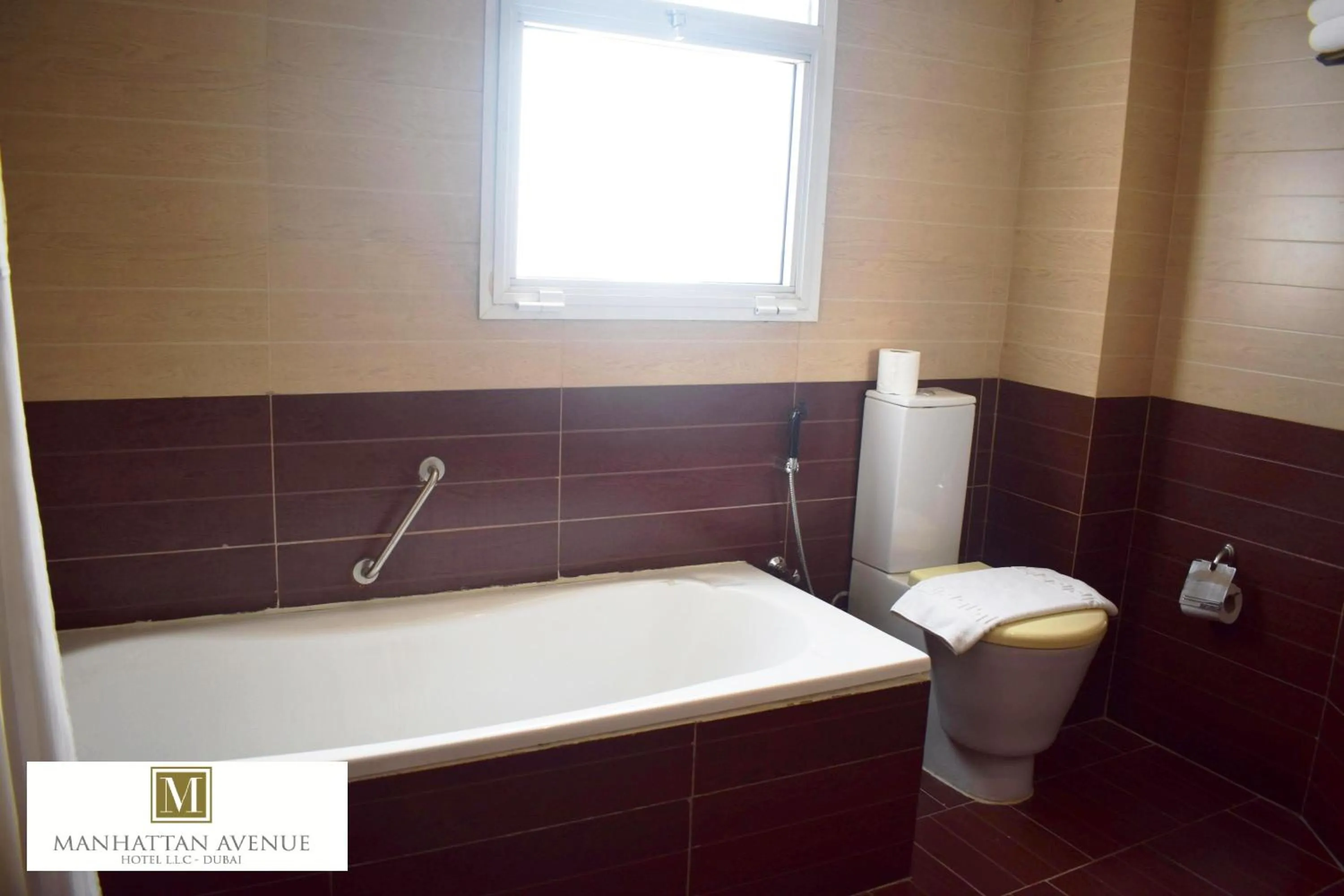 Bathroom in Manhattan Avenue Hotel