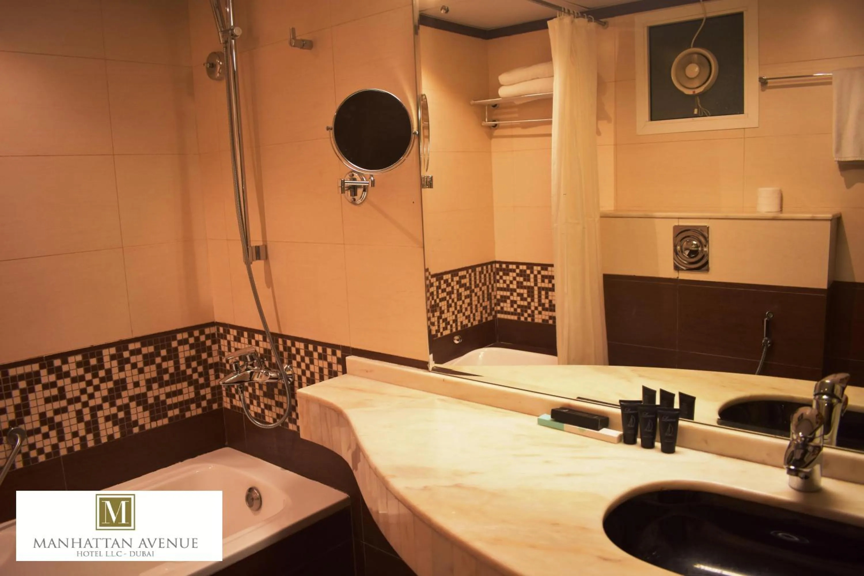 Bathroom in Manhattan Avenue Hotel