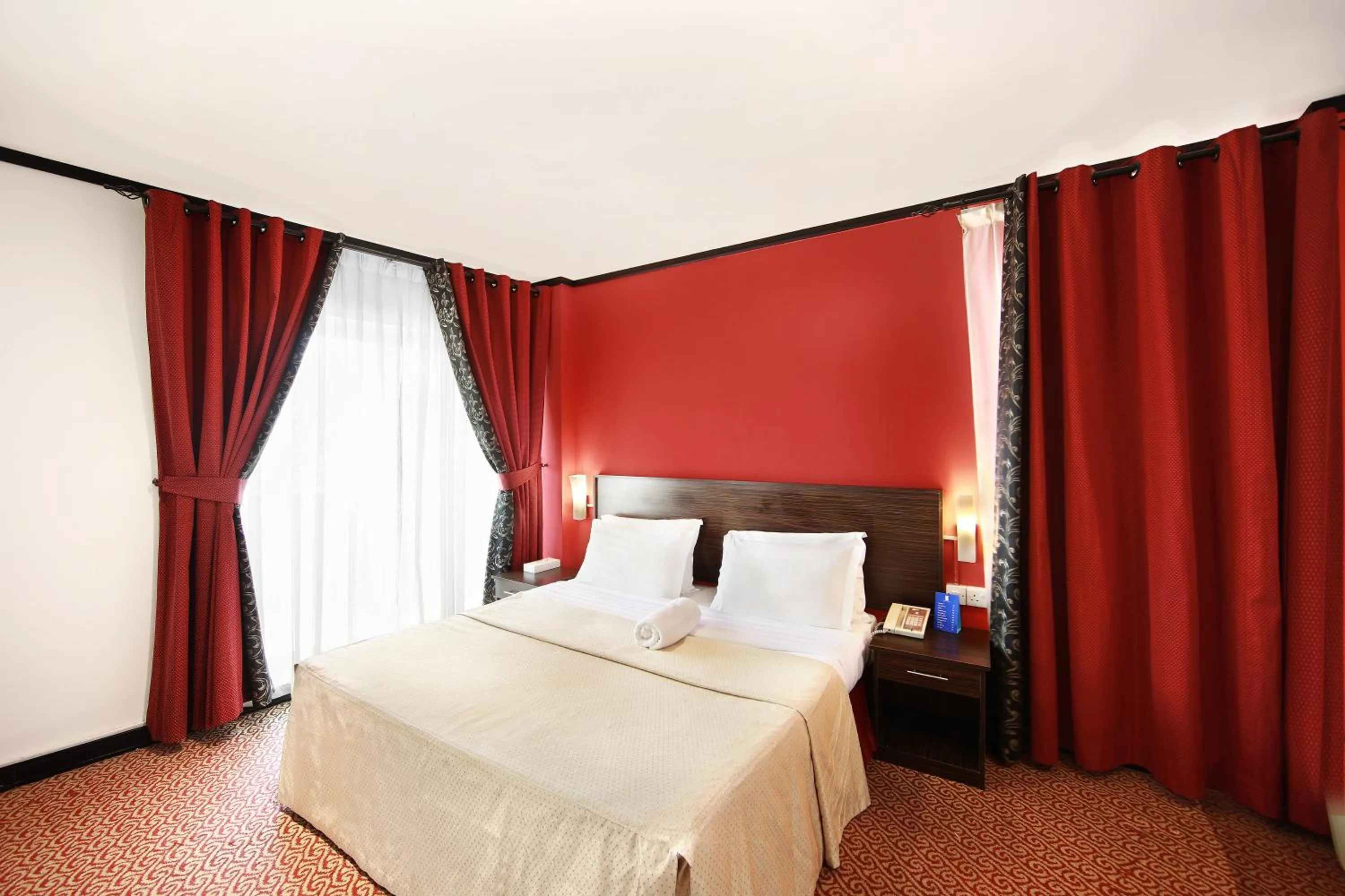 Bedroom, Bed in Manhattan Avenue Hotel