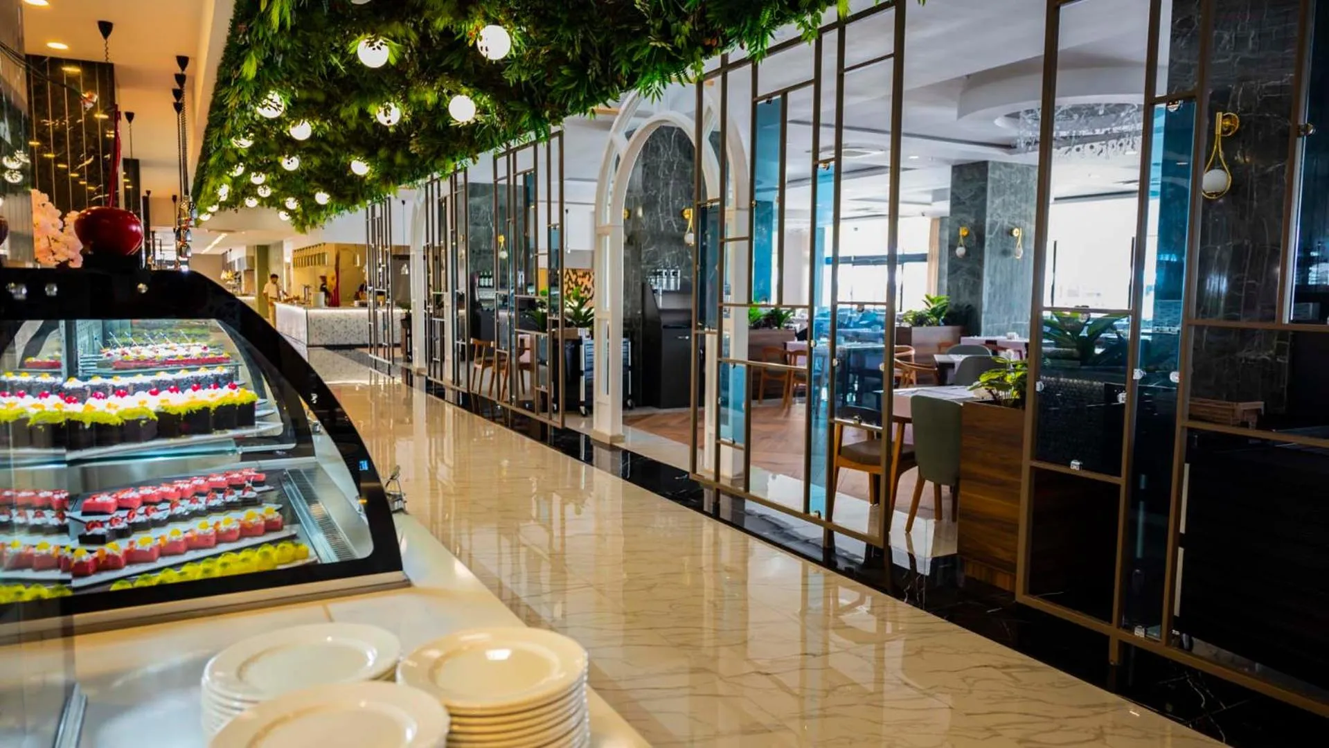 Restaurant/places to eat in Dream Water World